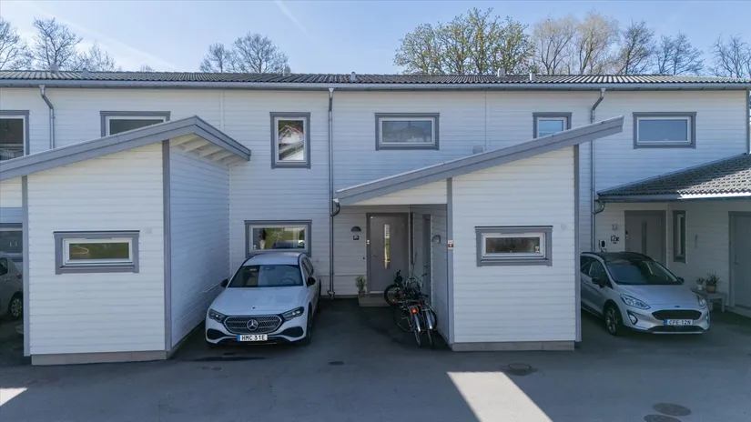 Villa, Radhus, Utsiktsvägen 12F, Uddevalla