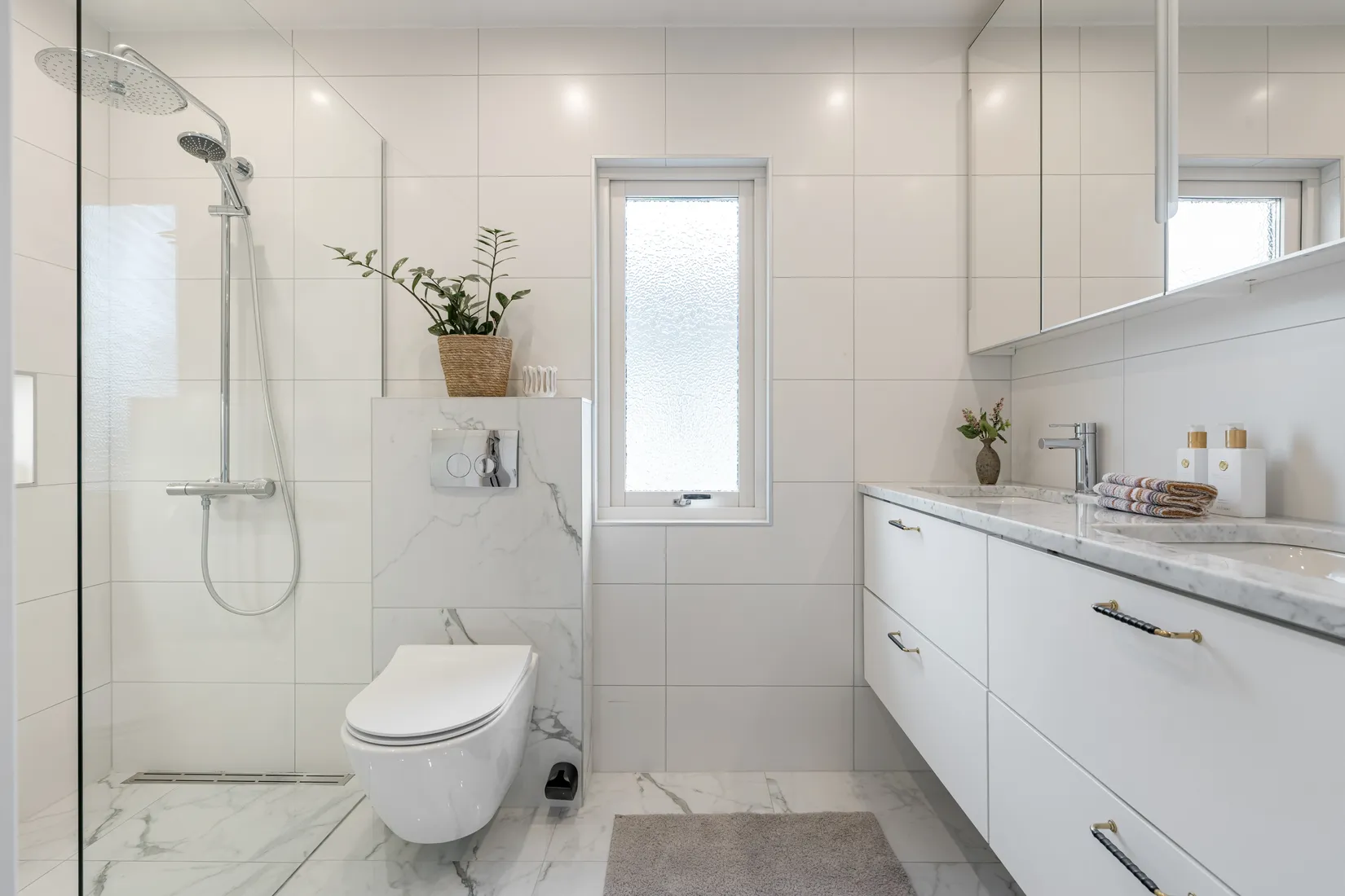 Bostadsrätt, Radhus, Orgonavägen 37, Skälby, Järfälla