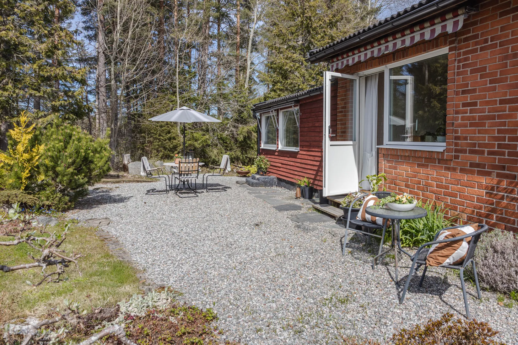 Villa, Isälvsvägen 11, Hökåsen, Västerås