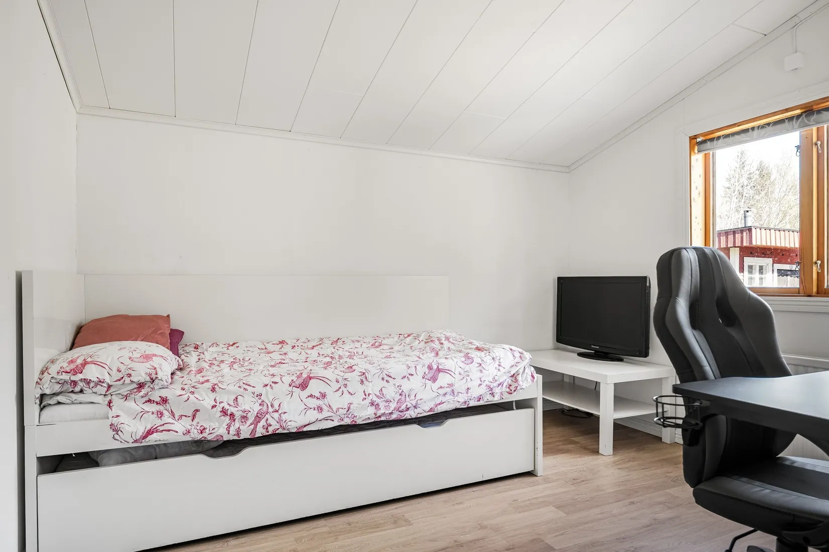 Villa, Ängtorpsvägen 5, Katrineholm