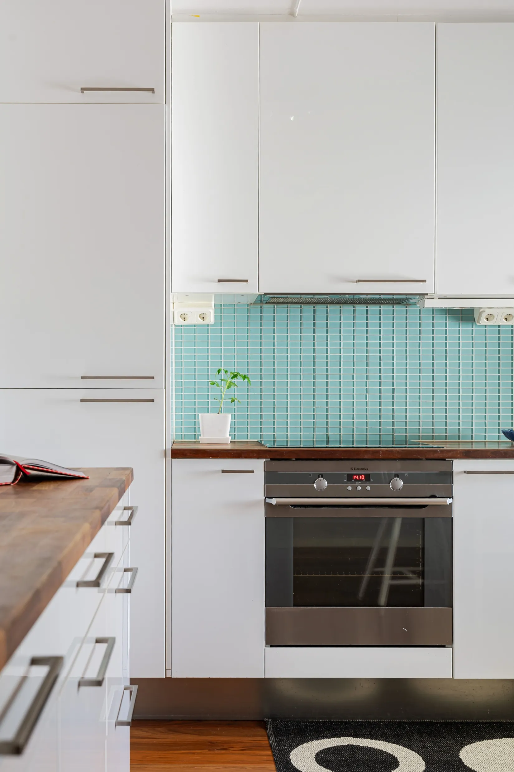 Villa, Radhus, Gräsvägen 28, Kynäs, Huddinge