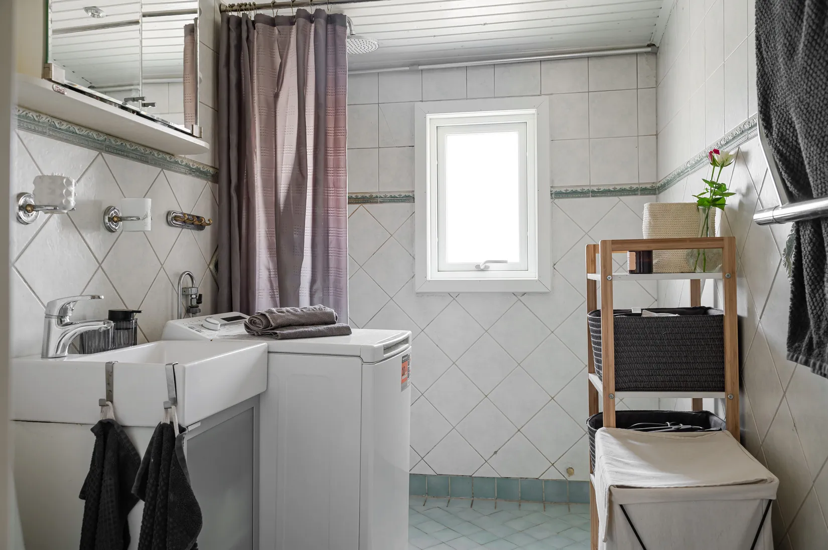 Villa, Radhus, Gräsvägen 28, Kynäs, Huddinge