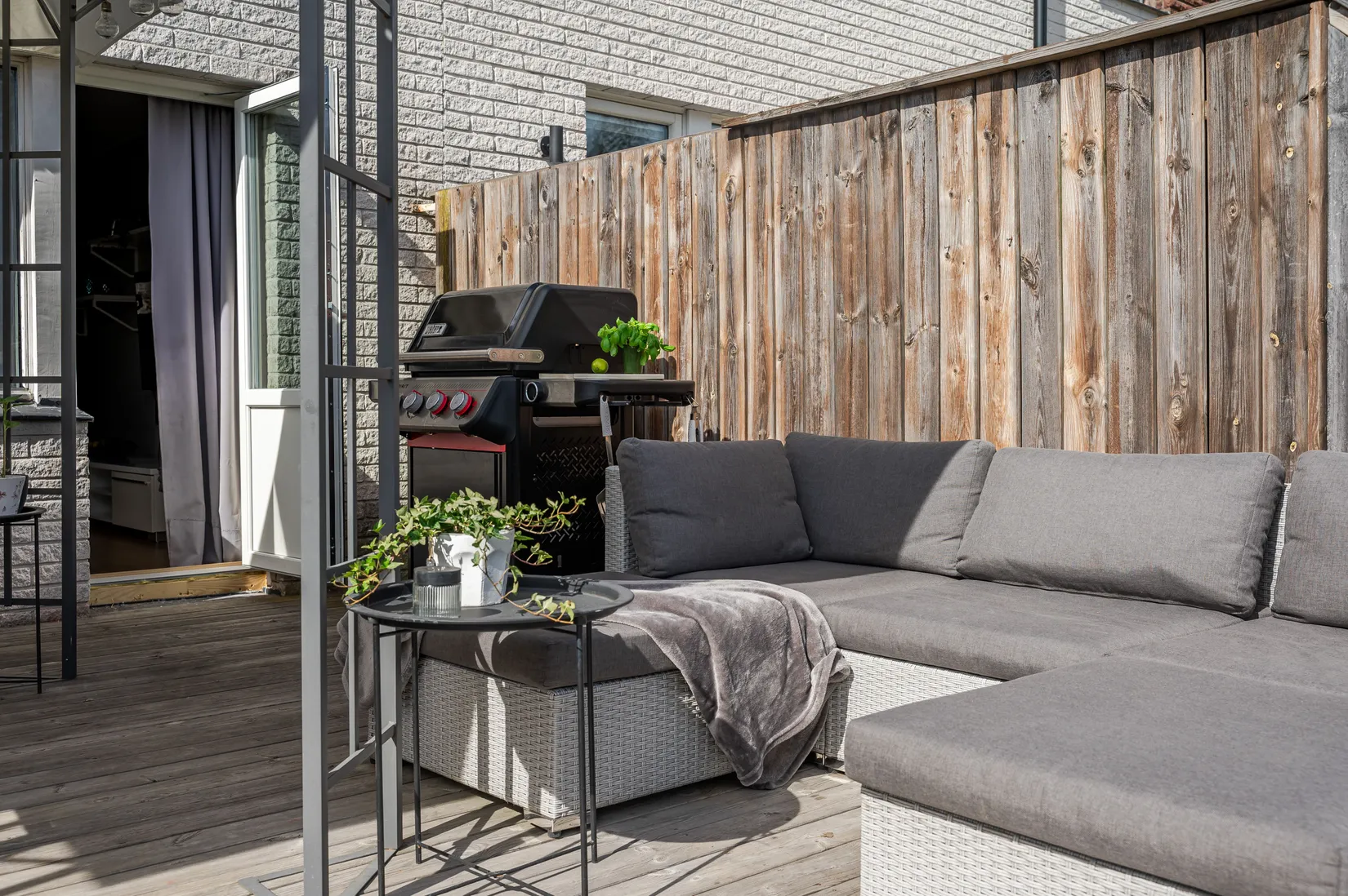 Villa, Radhus, Gräsvägen 28, Kynäs, Huddinge