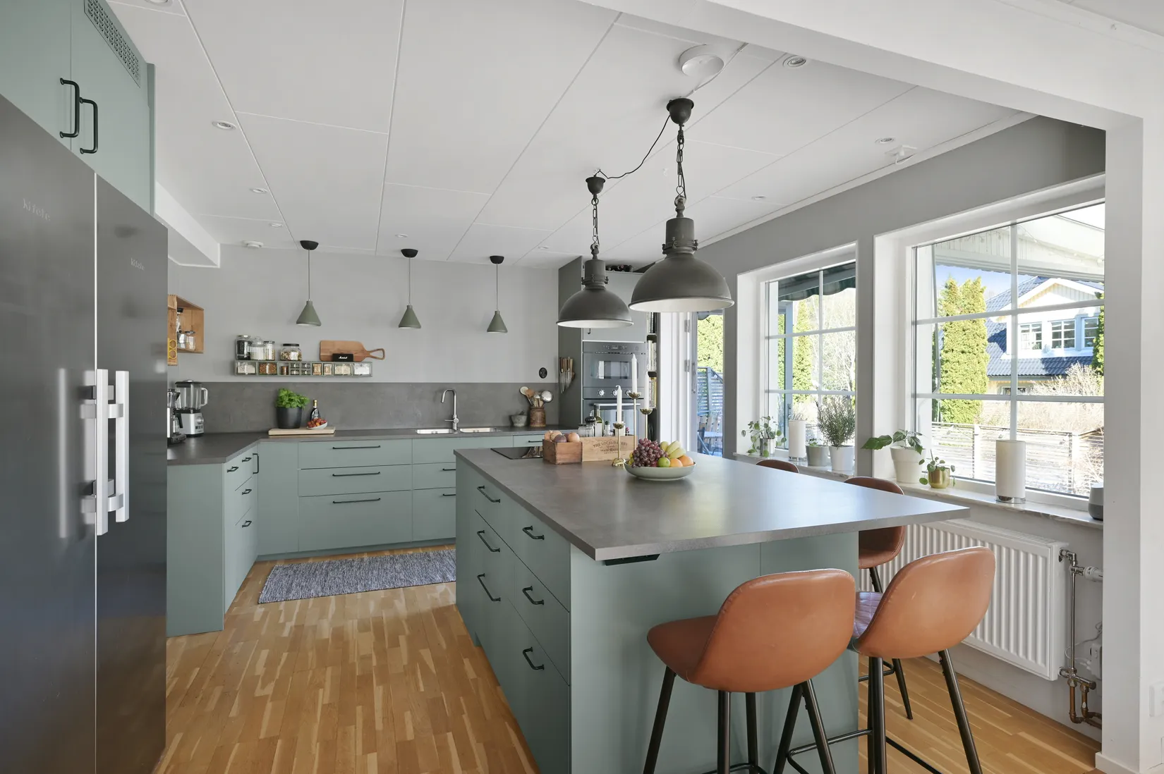 Villa, Julivägen 2B, Trollbäcken, Tyresö