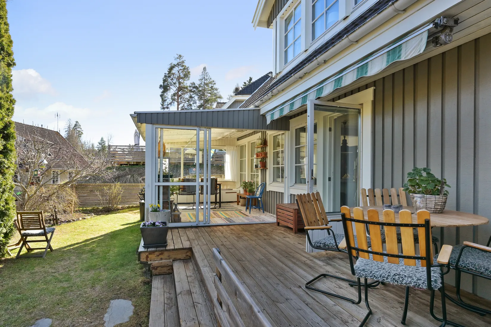 Villa, Julivägen 2B, Trollbäcken, Tyresö