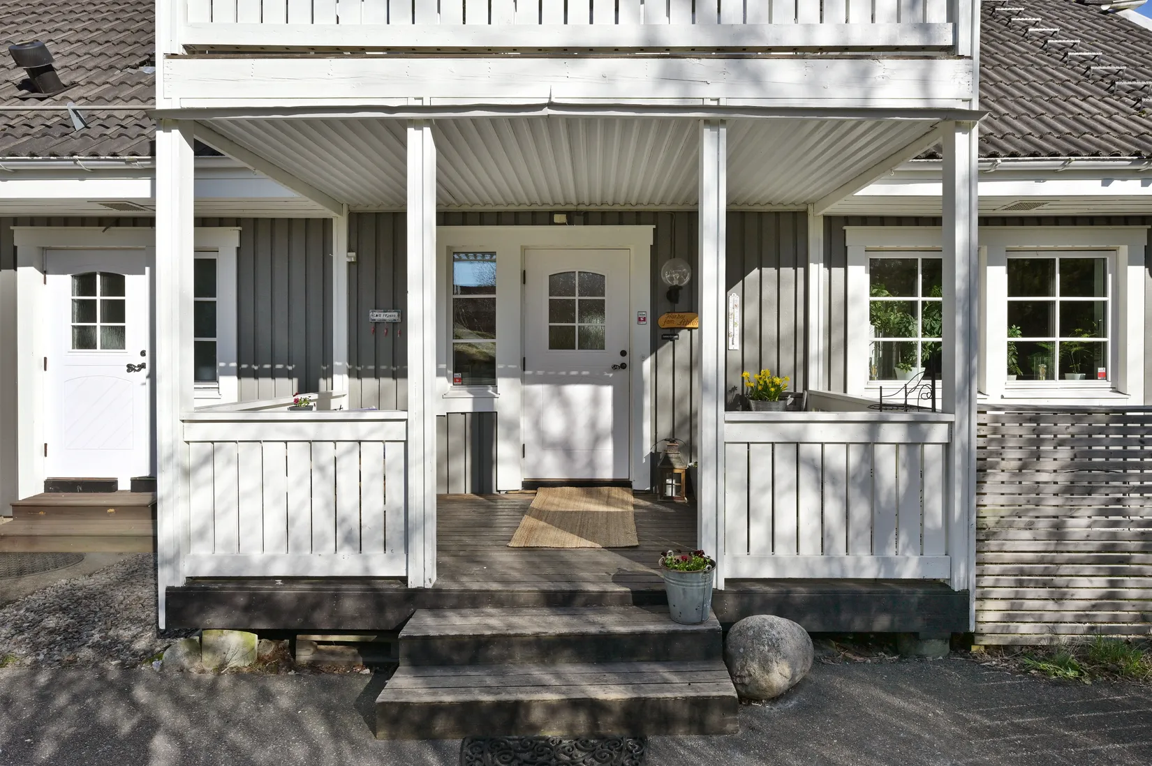 Villa, Julivägen 2B, Trollbäcken, Tyresö
