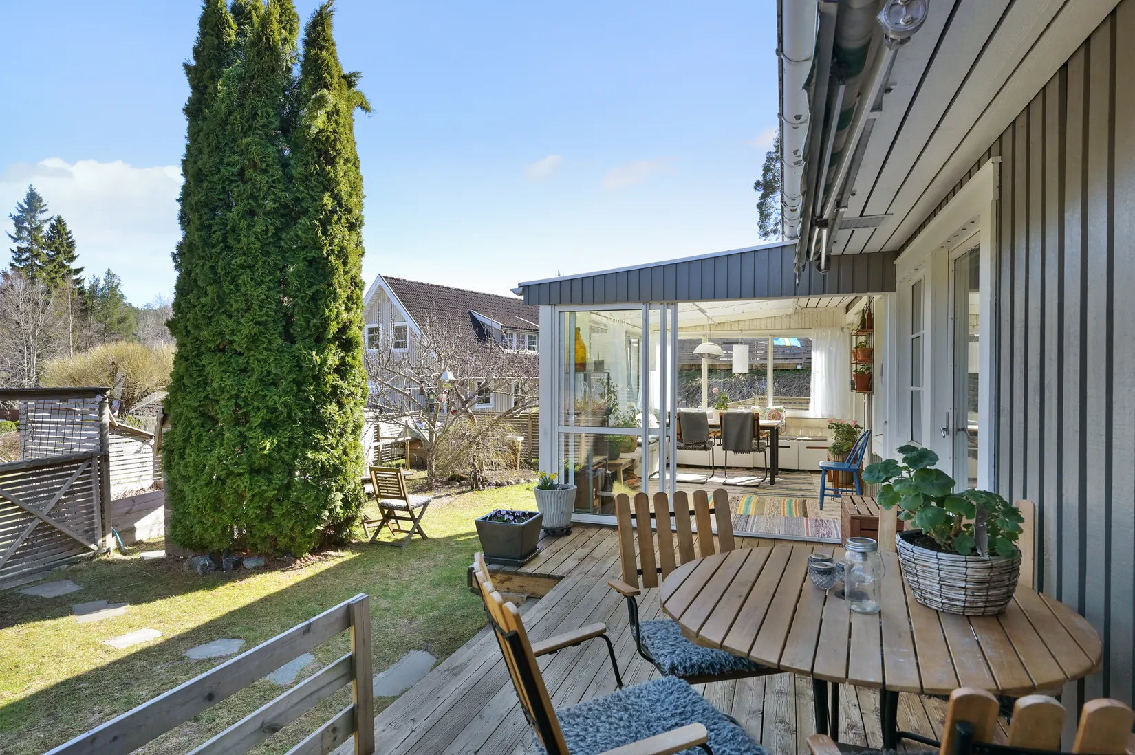 Villa, Julivägen 2B, Trollbäcken, Tyresö