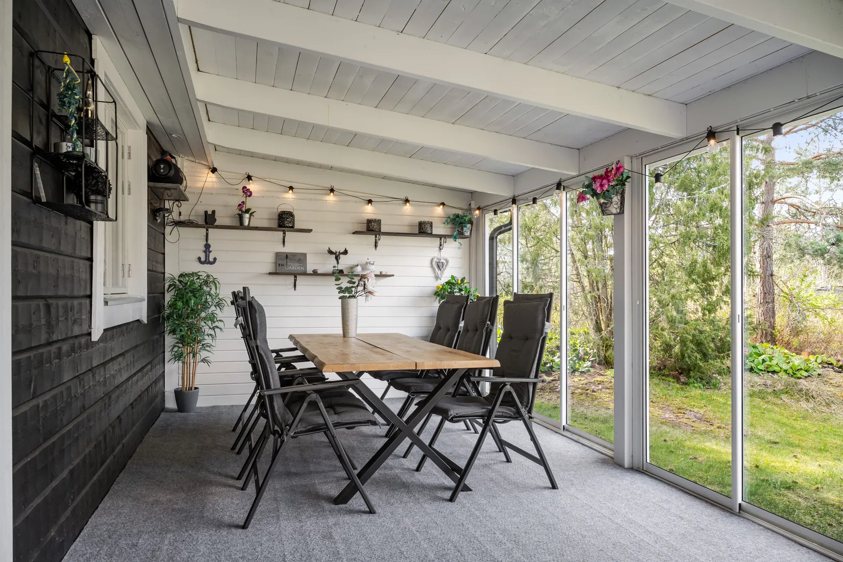 Fritidshus, Tre backars väg 26, Sanda, Strängnäs