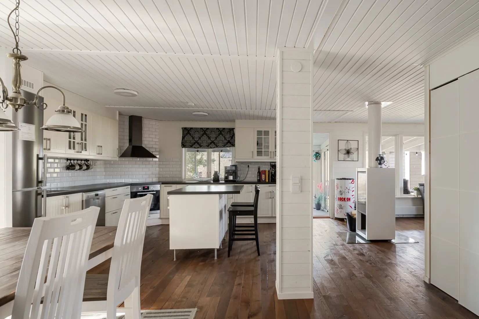 Fritidshus, Tre backars väg 26, Sanda, Strängnäs