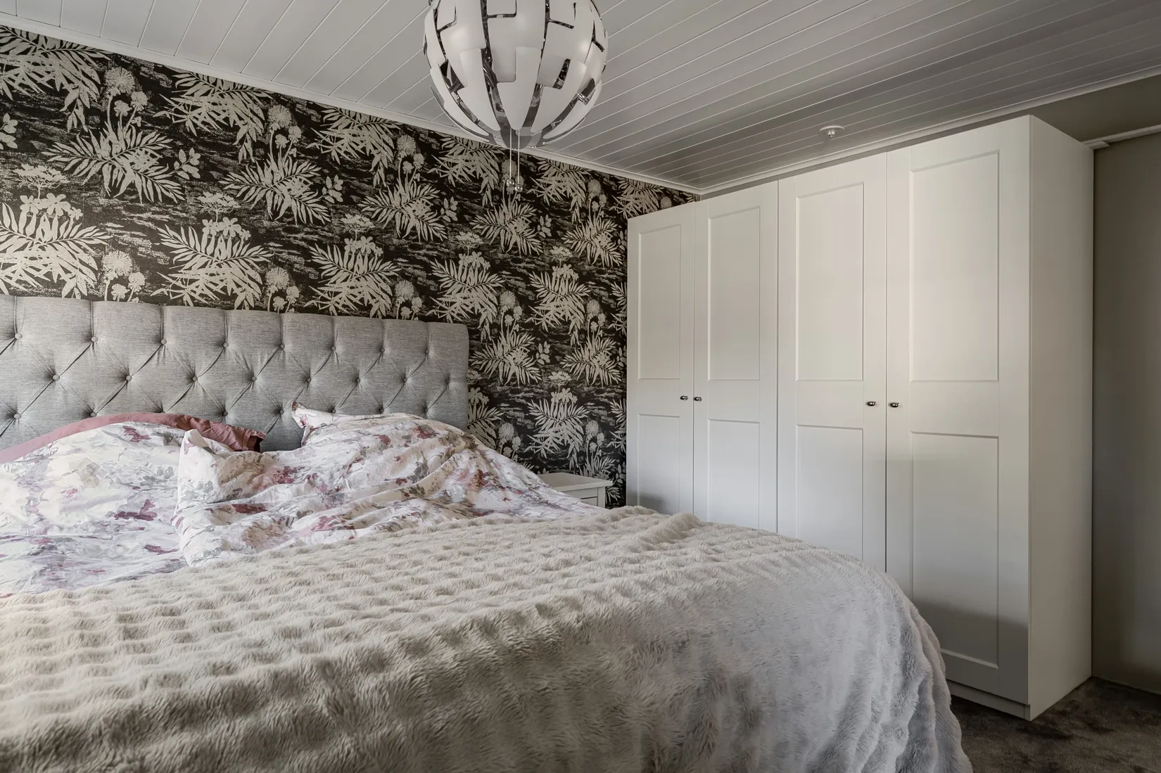 Fritidshus, Tre backars väg 26, Sanda, Strängnäs