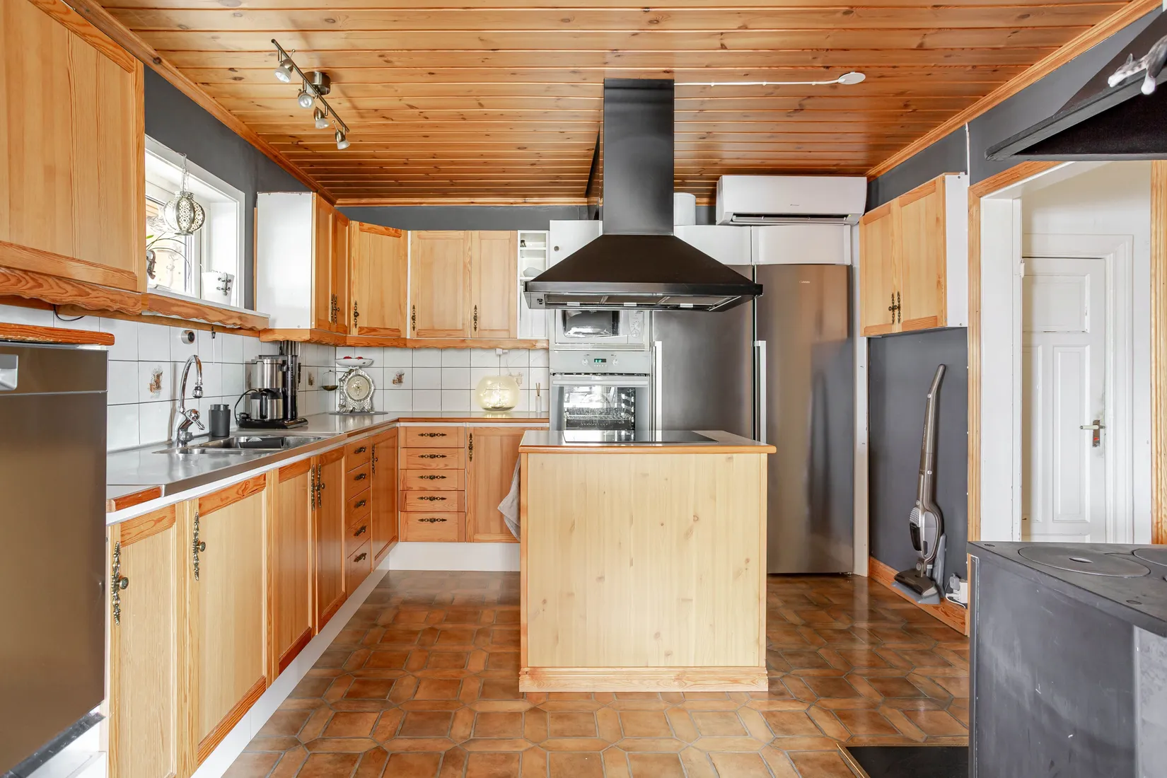 Villa, Bergtoppsgatan 12, Fagervik, Timrå