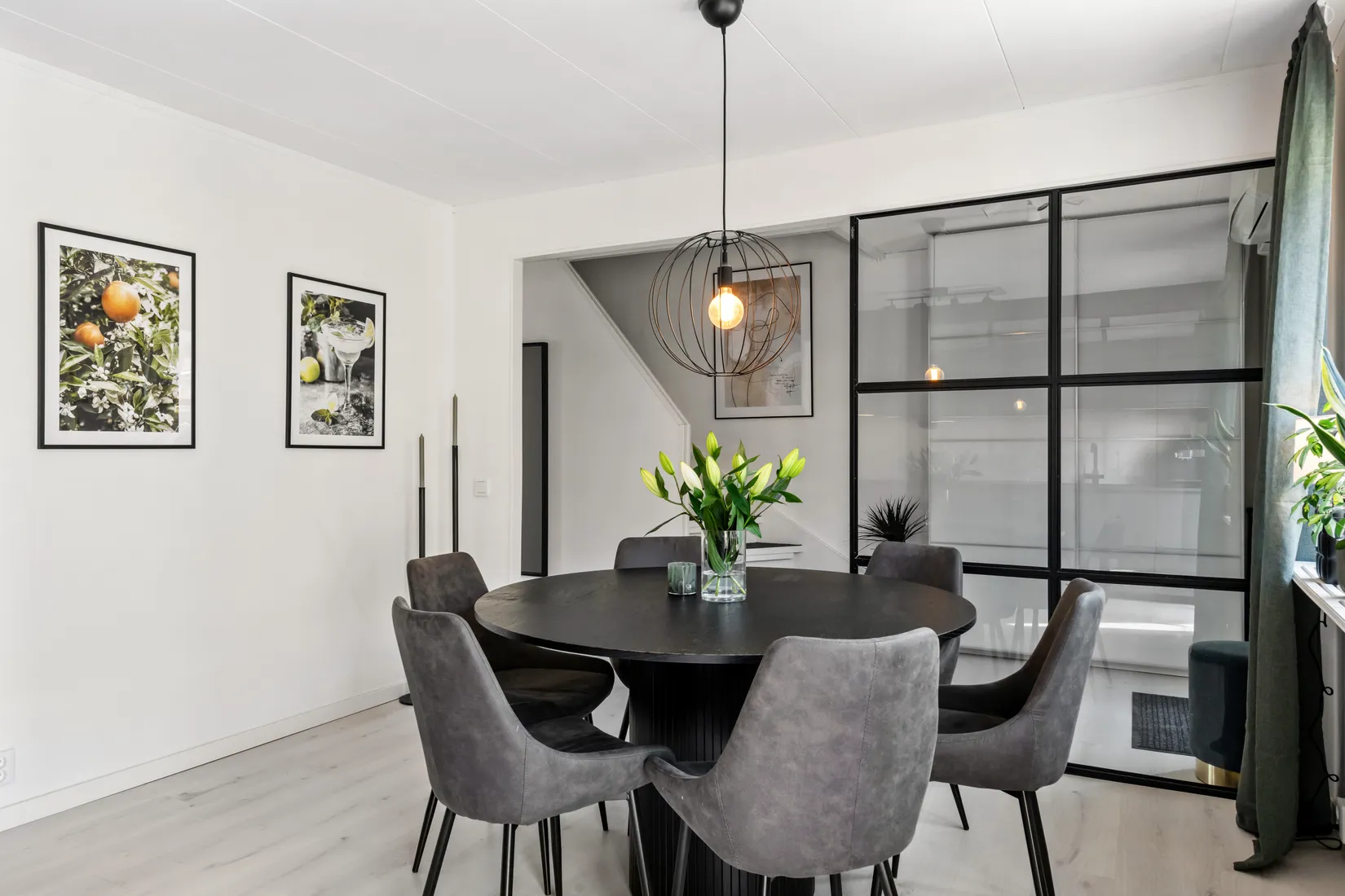 Villa, Radhus, Lövängsvägen 123, Ella Gård, Täby