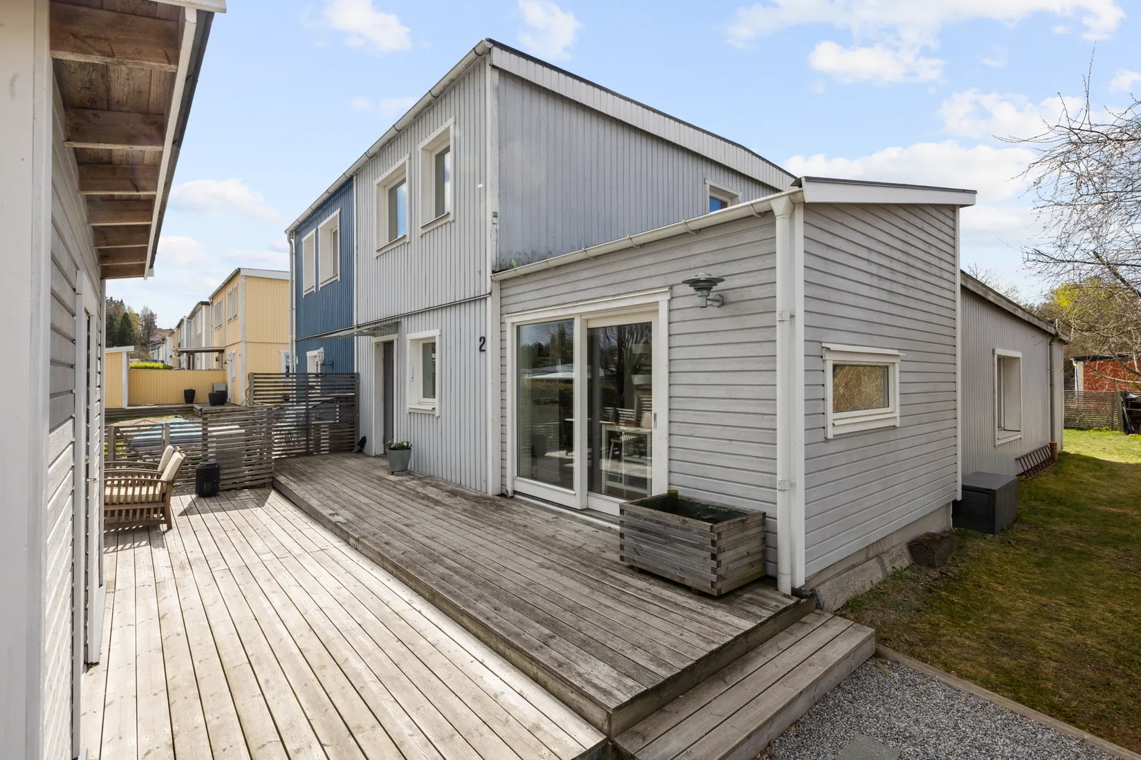 Radhus, Soltorpsvägen 2, Broängen, Botkyrka