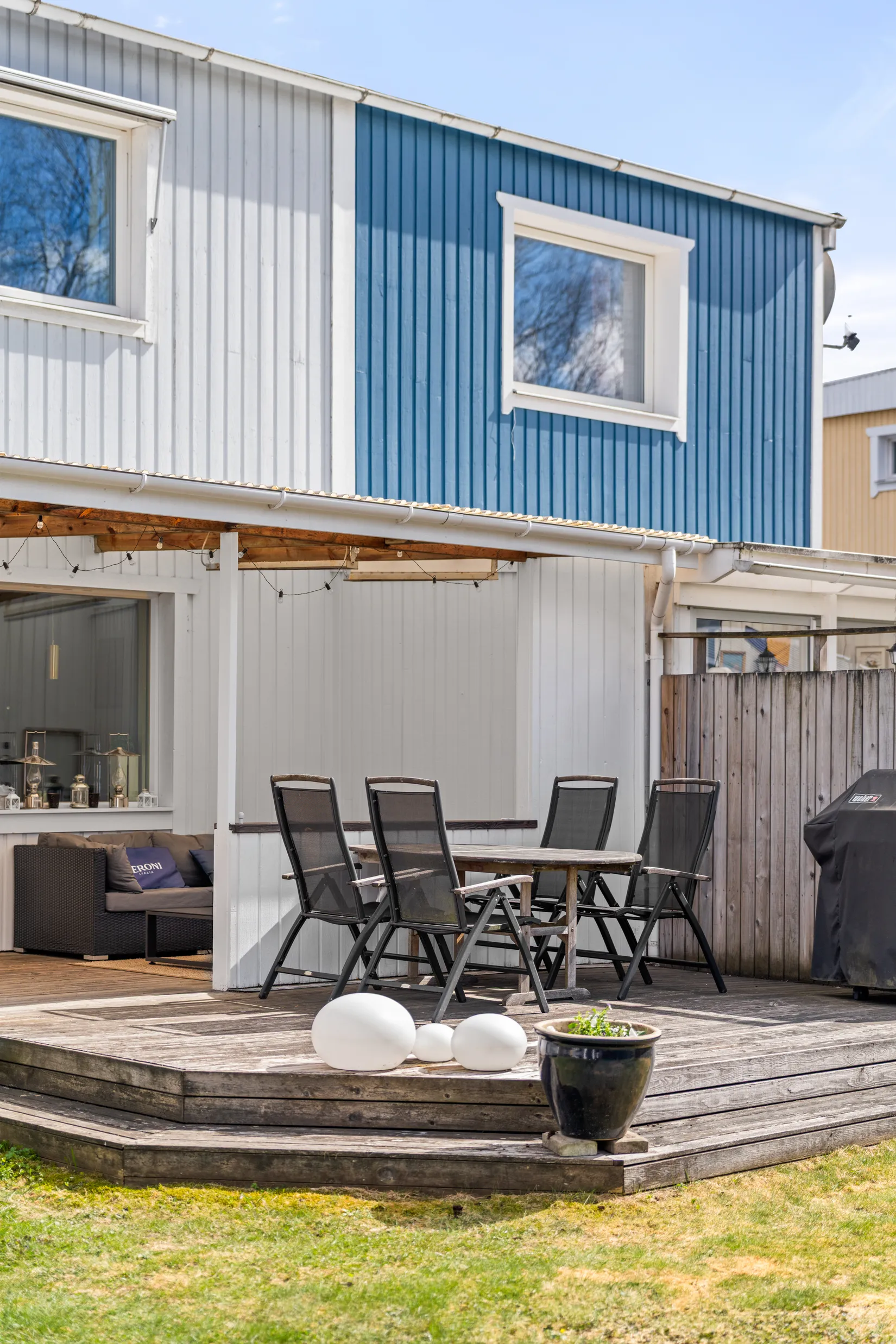 Radhus, Soltorpsvägen 2, Broängen, Botkyrka
