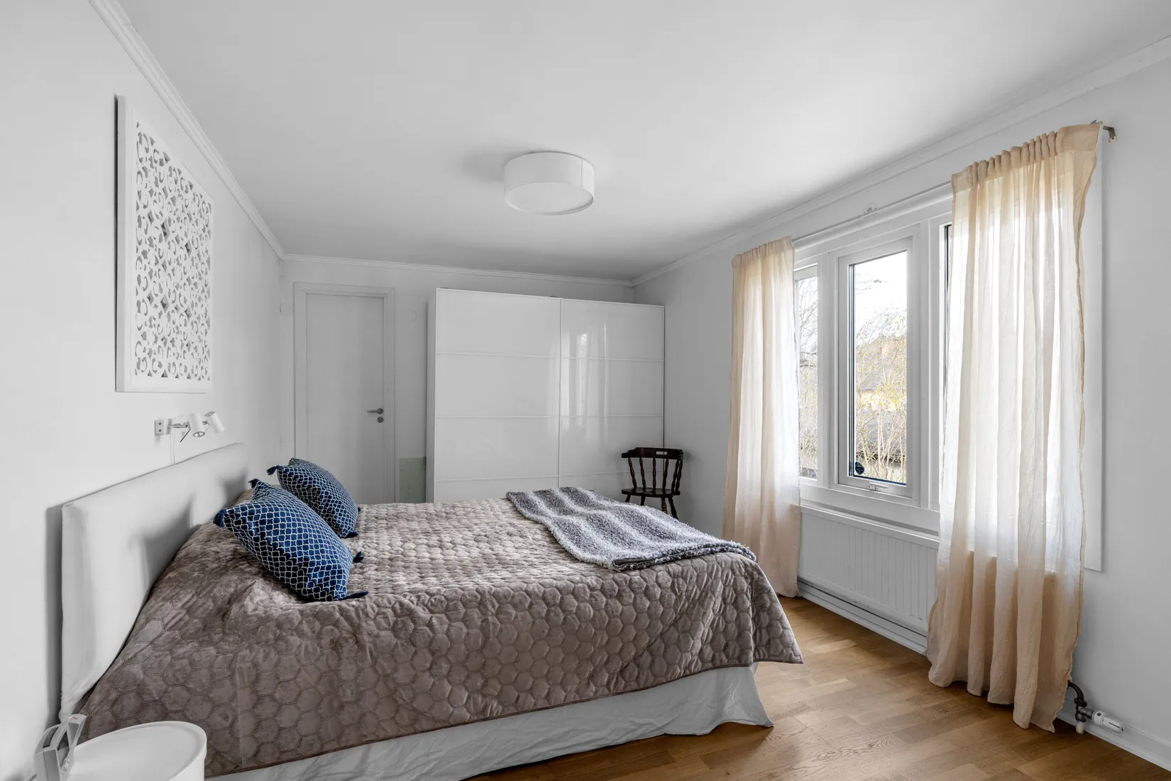 Radhus, Soltorpsvägen 2, Broängen, Botkyrka