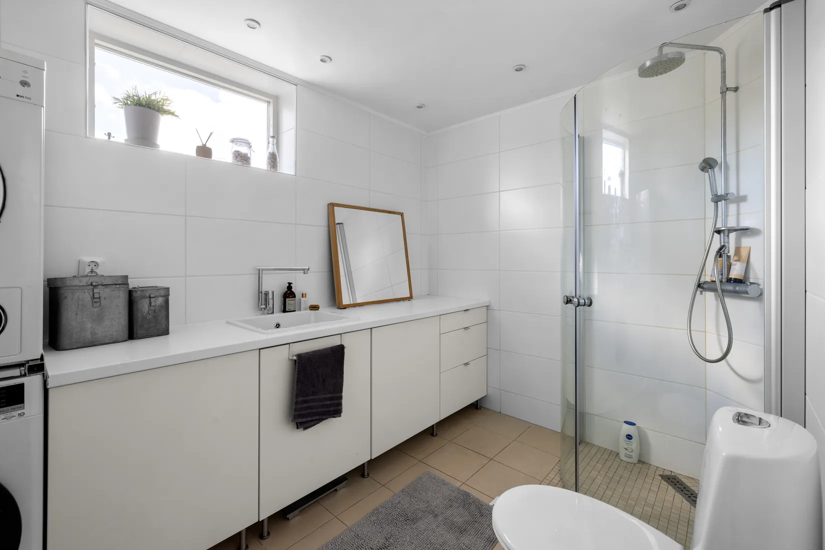 Radhus, Soltorpsvägen 2, Broängen, Botkyrka