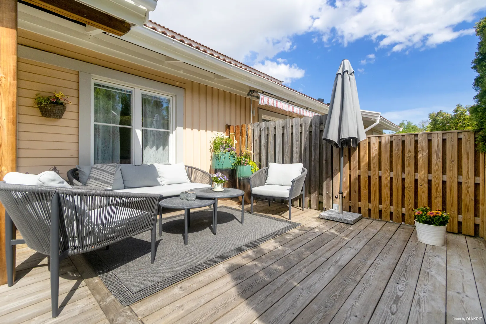 Radhus, Missionsvägen 52, Gribbylund, Täby