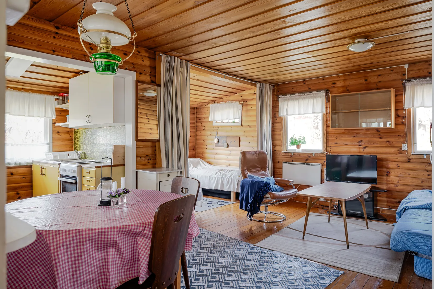 Fritidshus, Rödkolsstigen 2, Eklundsnäs koloniområde, Södertälje