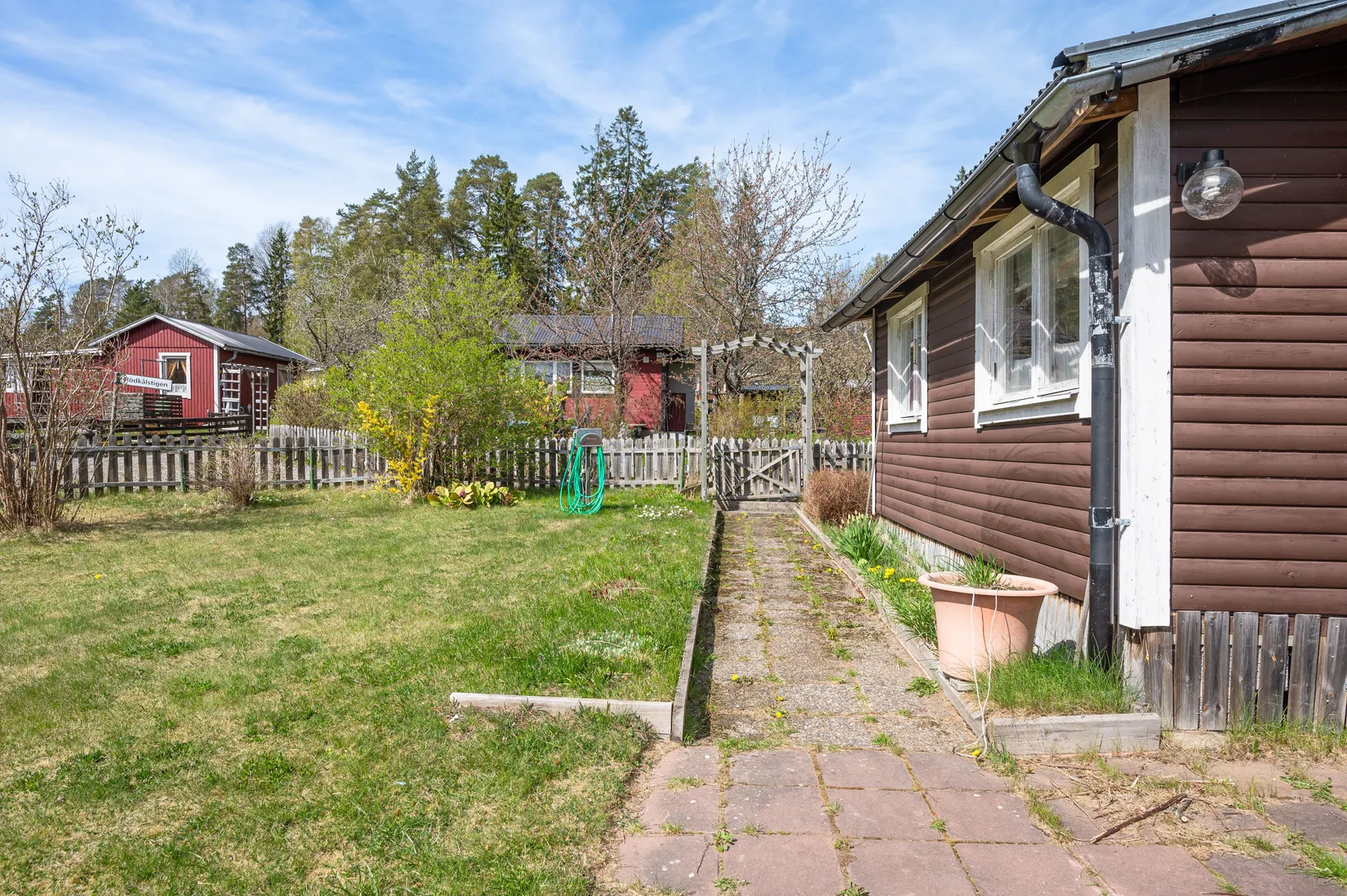 Fritidshus, Rödkolsstigen 2, Eklundsnäs koloniområde, Södertälje