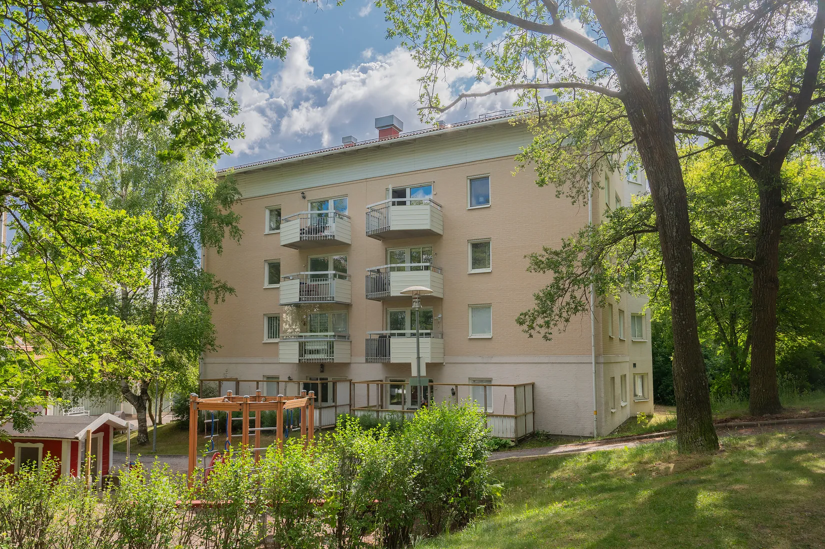 Bostadsrätt, Lillhagsvägen 8, Älvsjöbadet, Stockholm