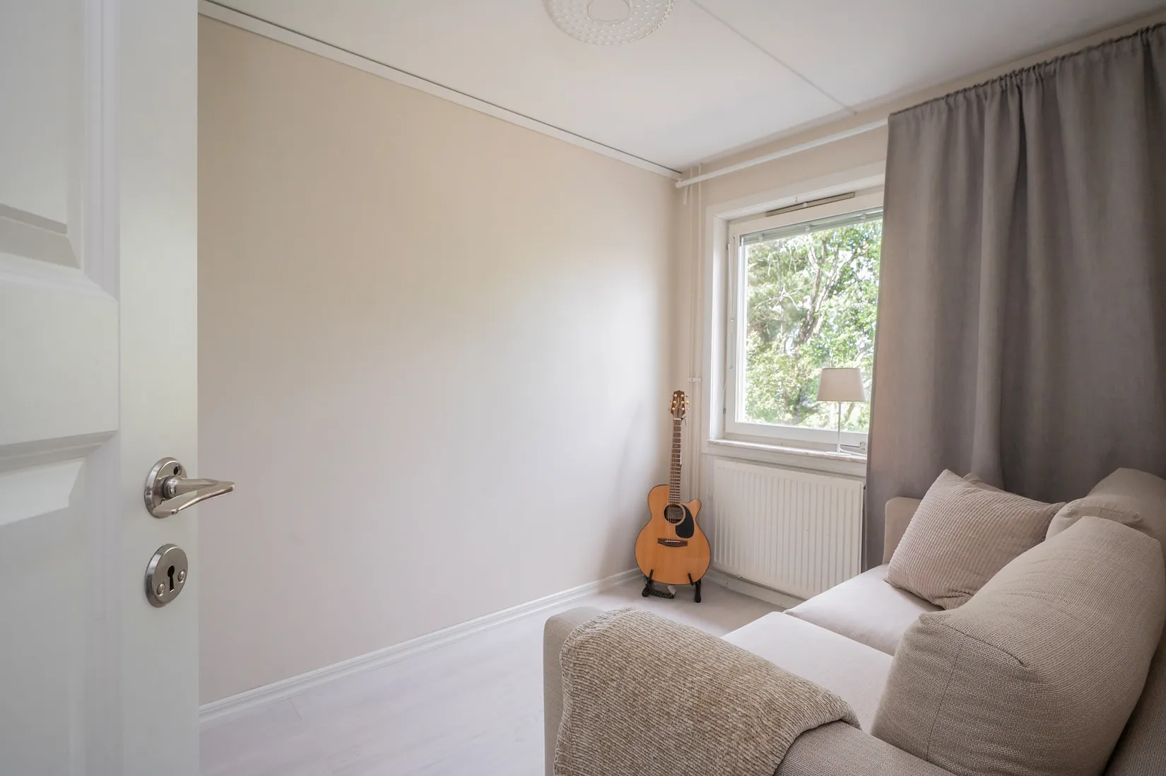 Bostadsrätt, Lillhagsvägen 8, Älvsjöbadet, Stockholm