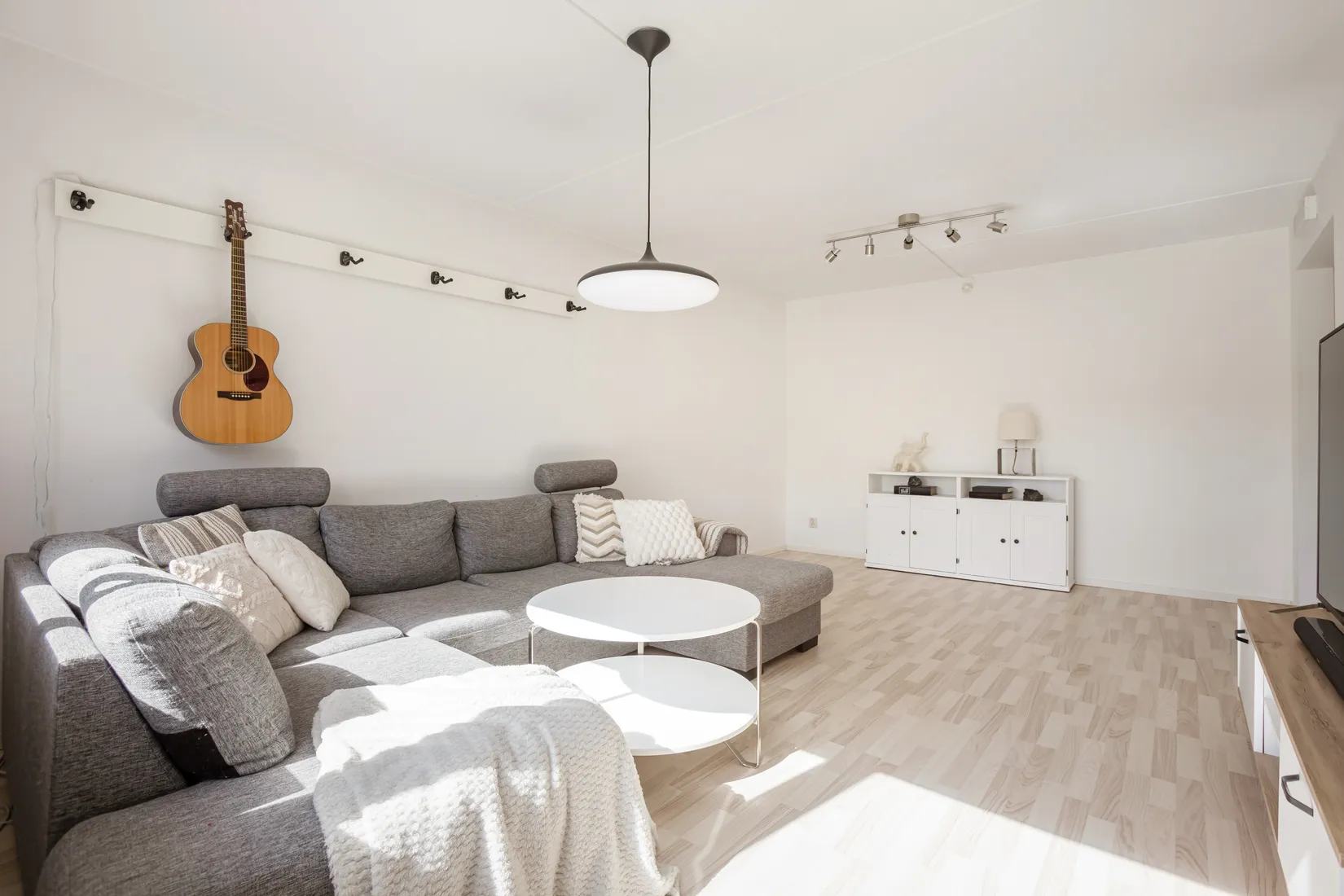 Bostadsrätt, Jordgubbsgränd 27, Viksjö, Järfälla