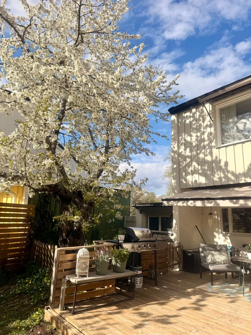 Villa, Radhus, Sleipnergatan 9, Hässelby Gård, Stockholm