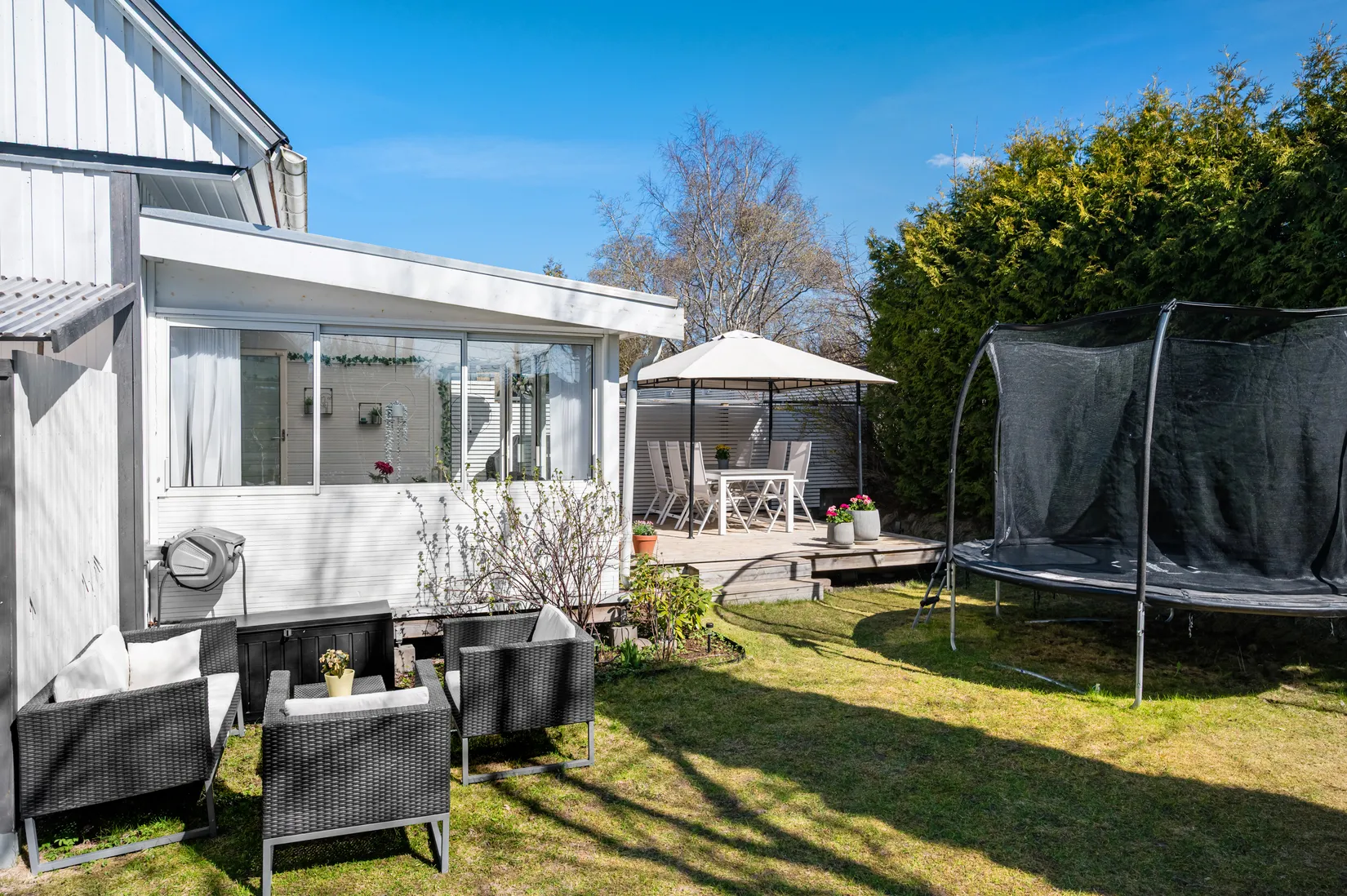 Radhus, Mazurkavägen 7, Brunna, Upplands-Bro