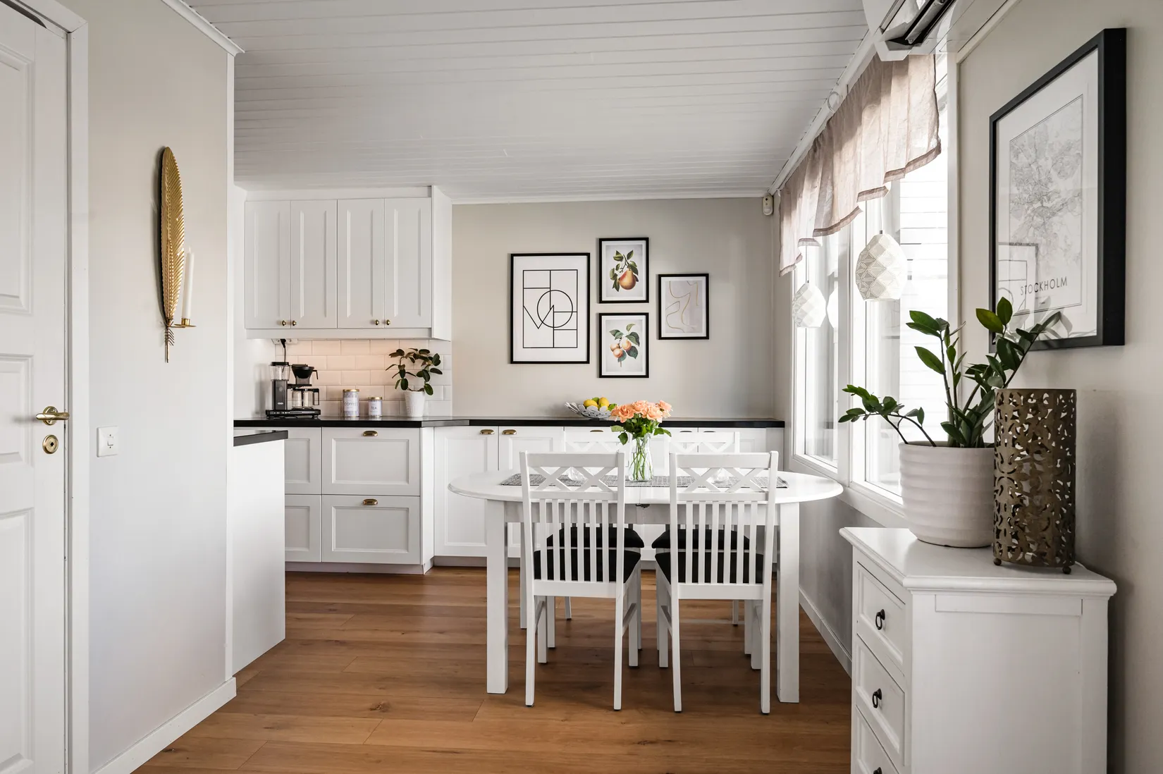 Radhus, Mazurkavägen 7, Brunna, Upplands-Bro