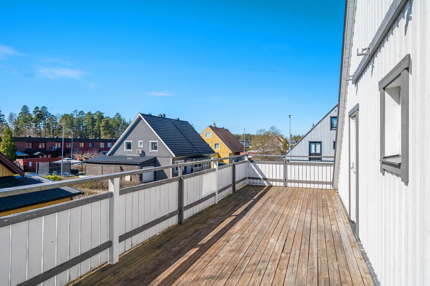 Radhus, Mazurkavägen 7, Brunna, Upplands-Bro
