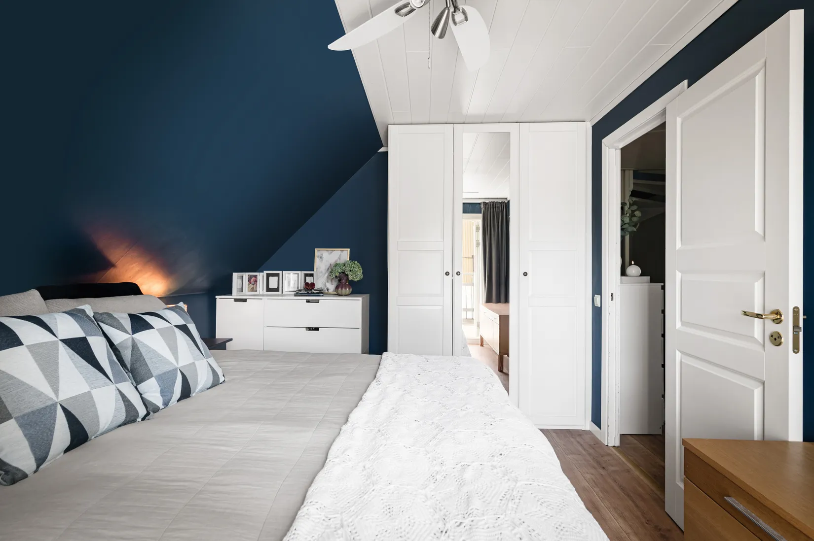 Radhus, Mazurkavägen 7, Brunna, Upplands-Bro
