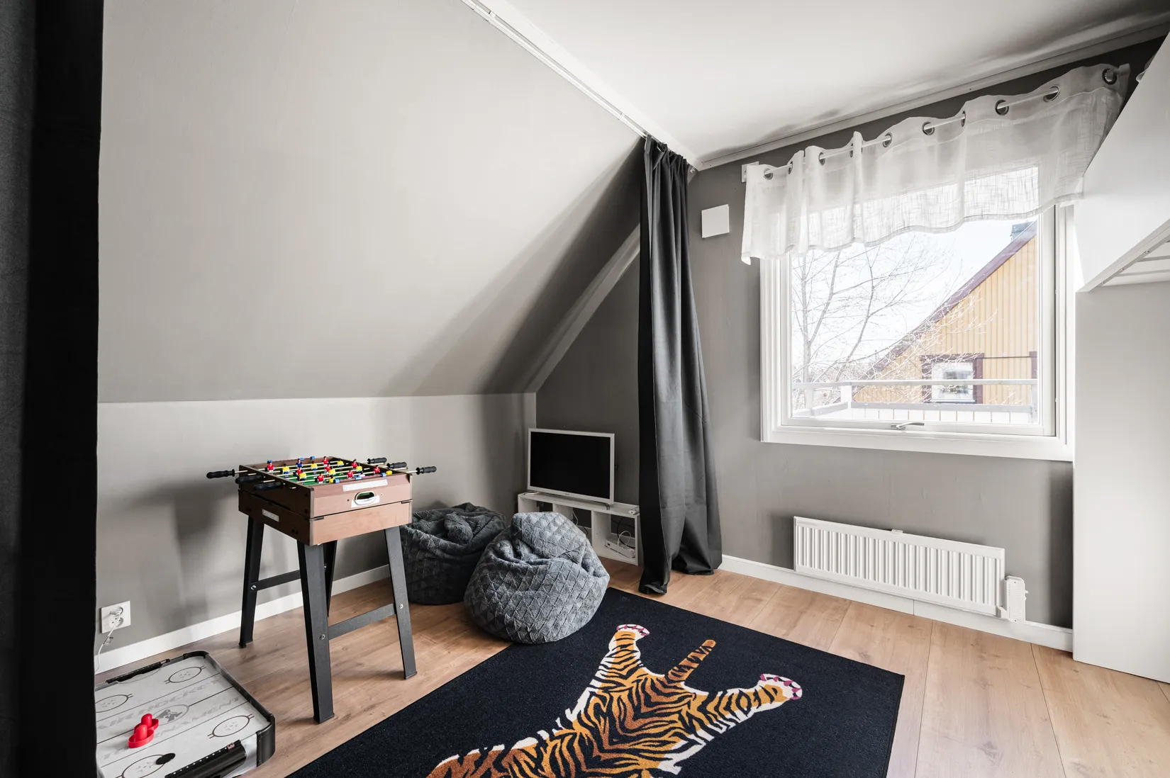 Radhus, Mazurkavägen 7, Brunna, Upplands-Bro