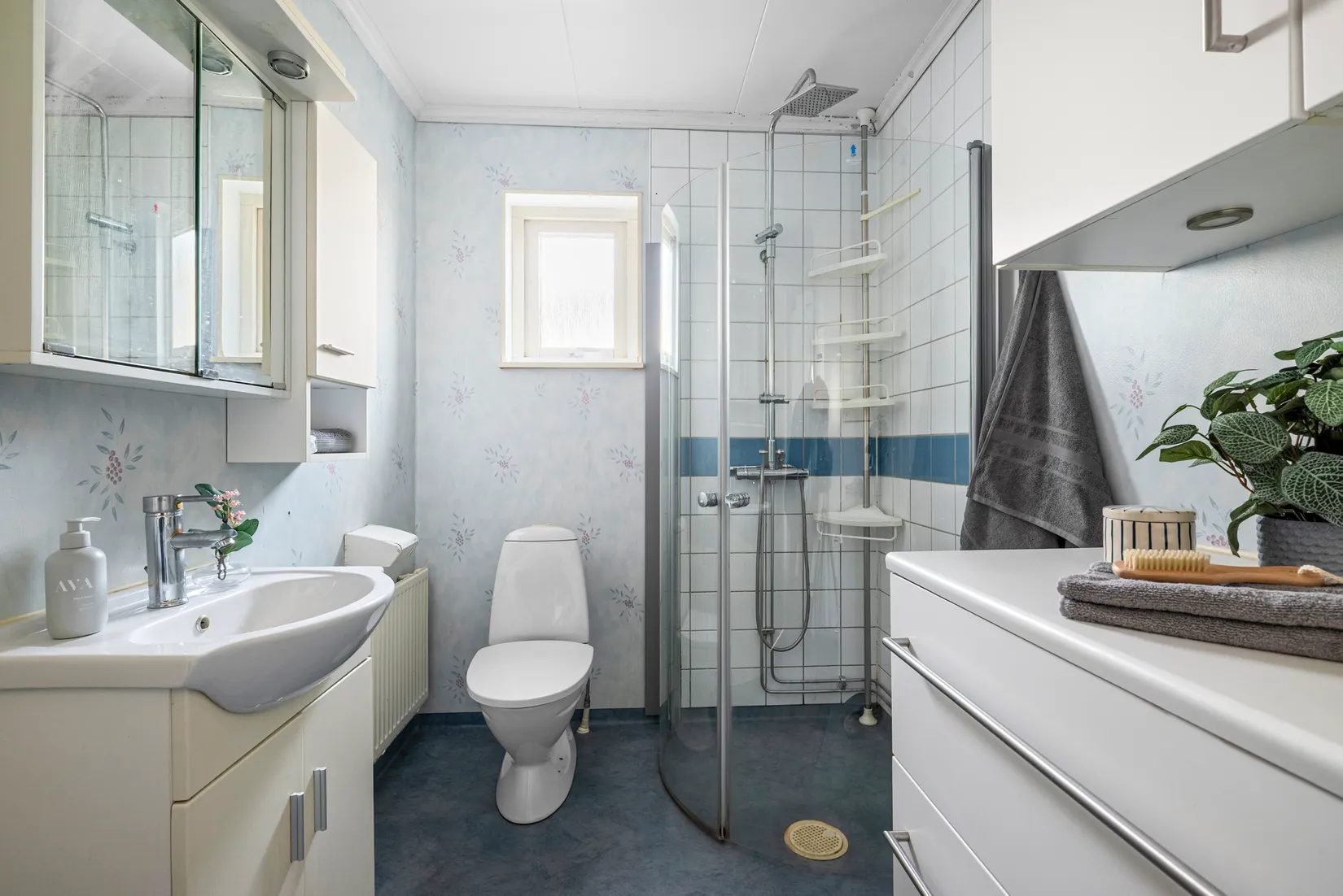 Villa, Radhus, Skattegårdsvägen 429, Vinsta, Stockholm