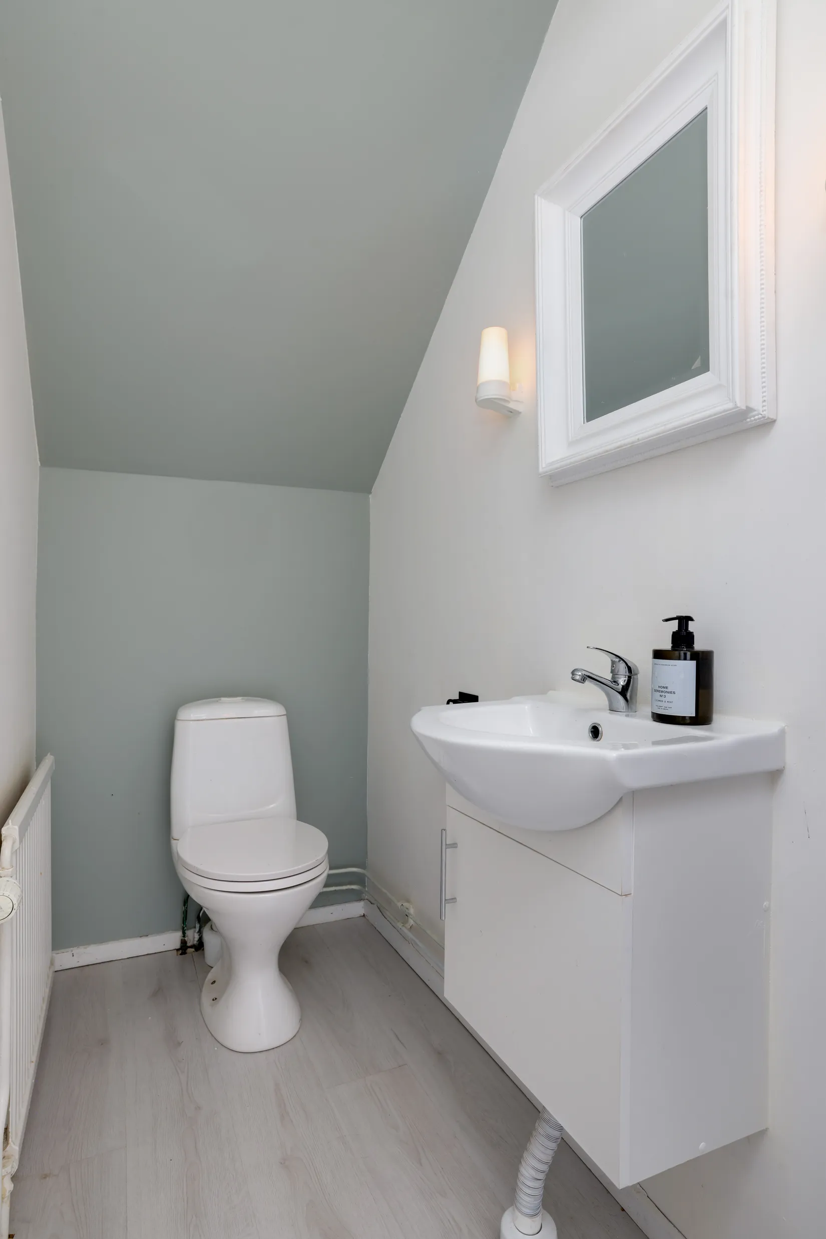 Villa, Radhus, Ölmbrovägen 27, Dyltabruk, Örebro