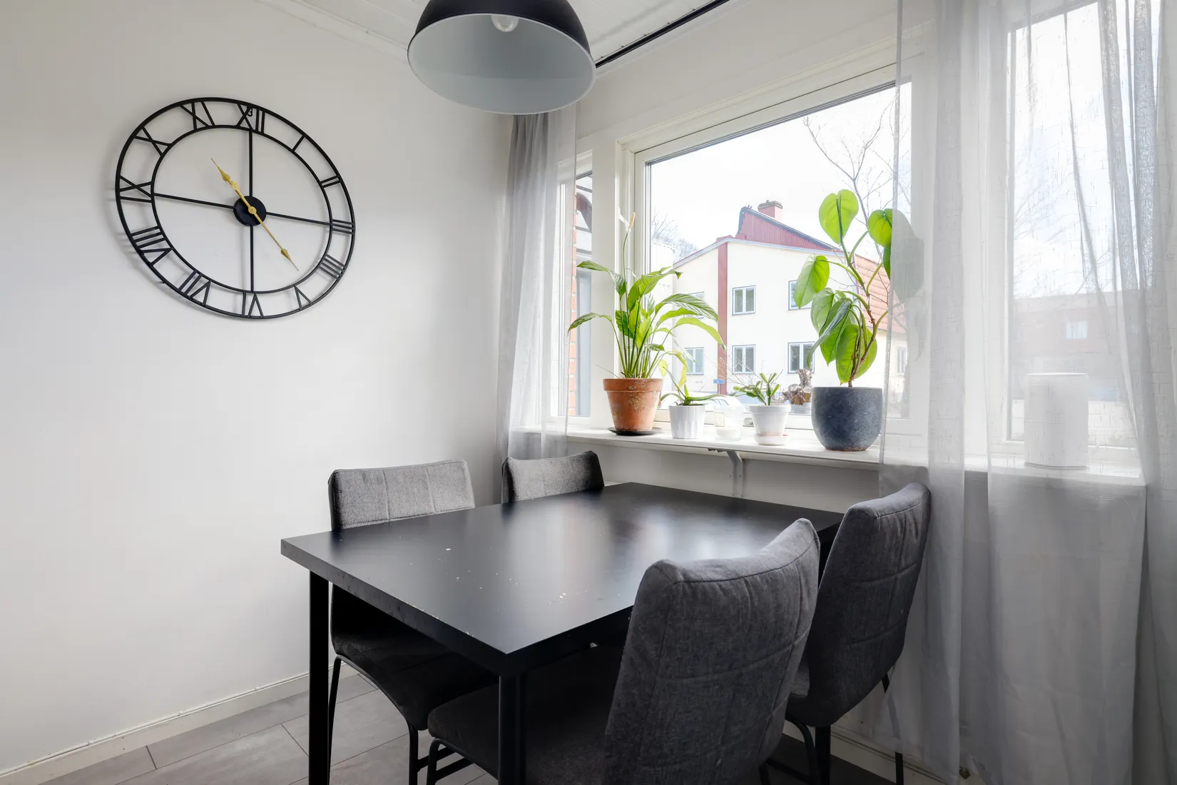 Villa, Radhus, Ölmbrovägen 27, Dyltabruk, Örebro