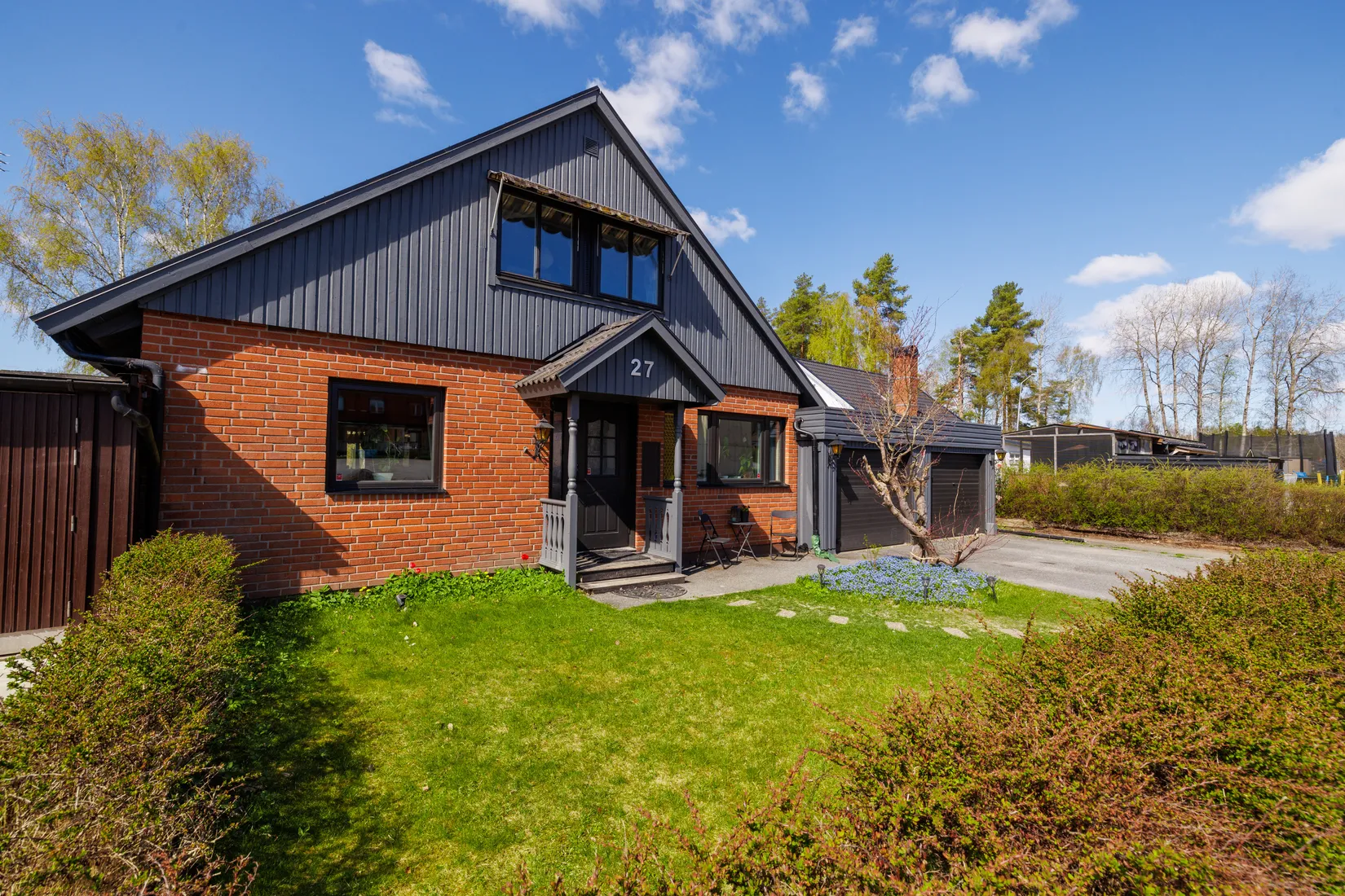 Villa, Radhus, Ölmbrovägen 27, Dyltabruk, Örebro