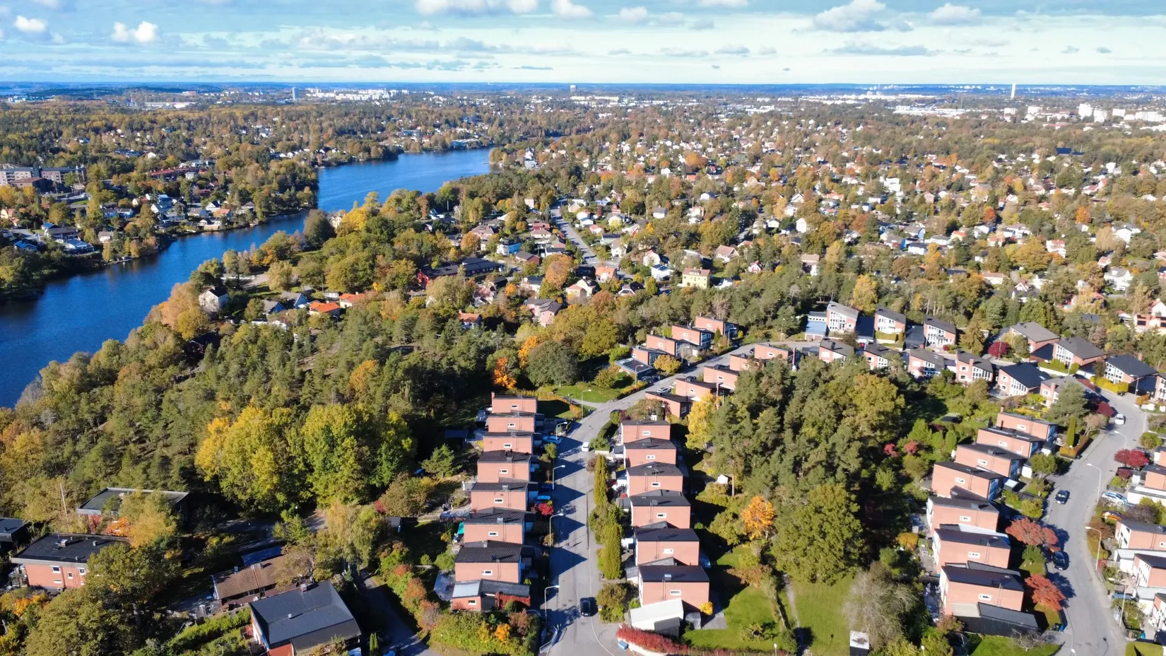 Villa, Radhus, Långsjöhöjden 69, Älvsjö - Långsjö, Stockholm