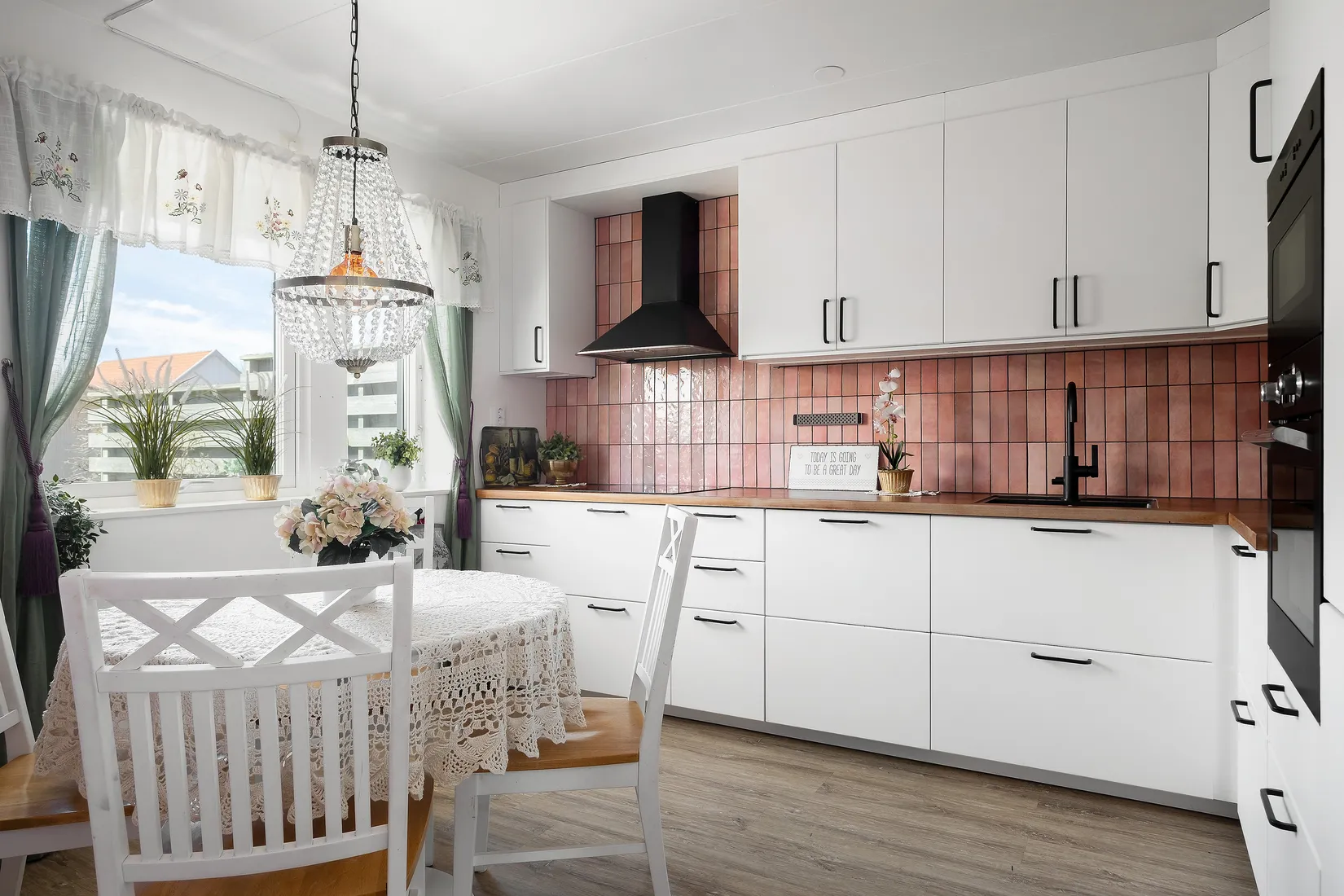 Bostadsrätt, Radhus, Lärkbacken 7B, Frillesås tätort, Kungsbacka