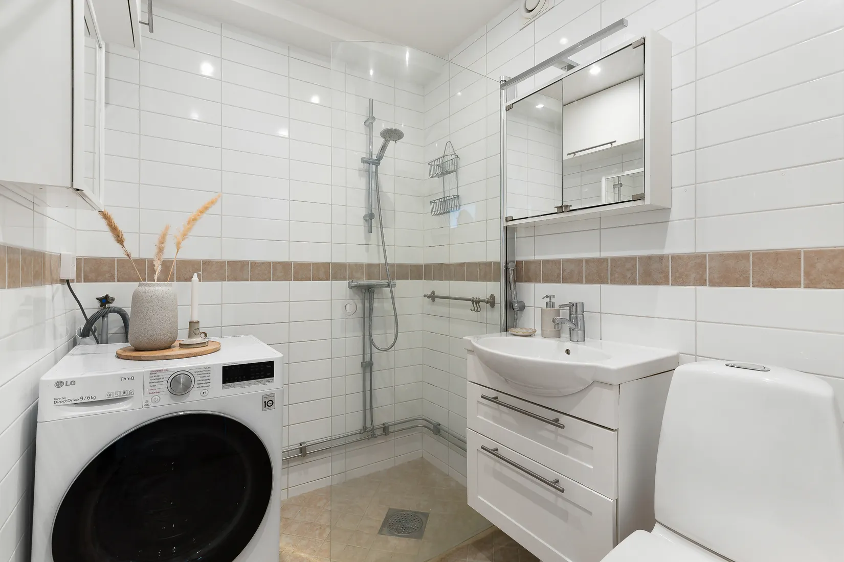 Bostadsrätt, Farstavägen 87, 15 tr, Farsta, Stockholm