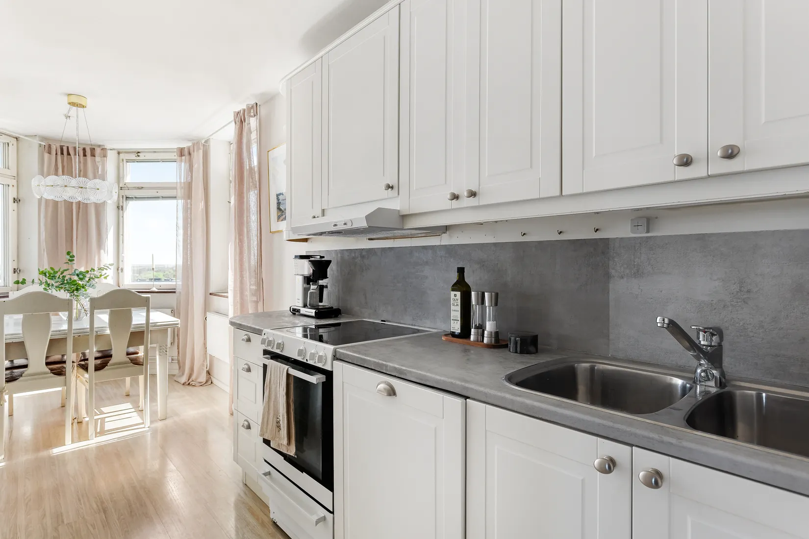 Bostadsrätt, Farstavägen 87, 15 tr, Farsta, Stockholm