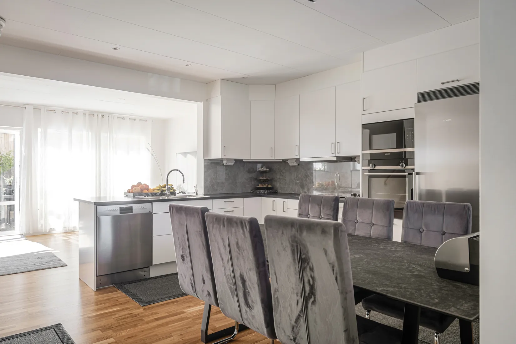 Villa, Radhus, Gamla Södertäljevägen 195G, Segeltorp, Huddinge