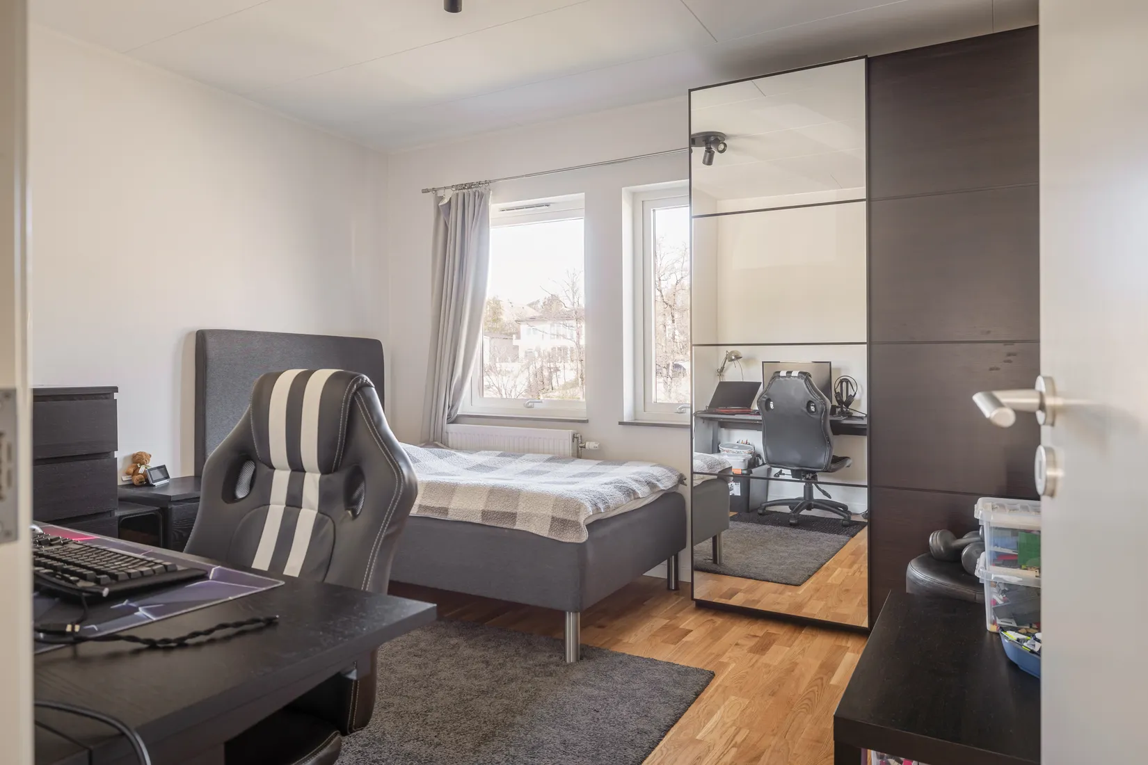 Villa, Radhus, Gamla Södertäljevägen 195G, Segeltorp, Huddinge