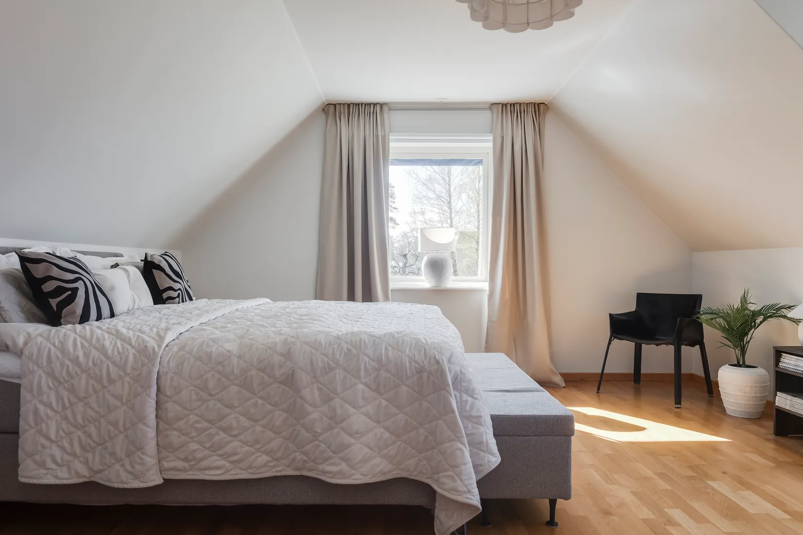 Villa, Hässlevägen 47B, Örebro