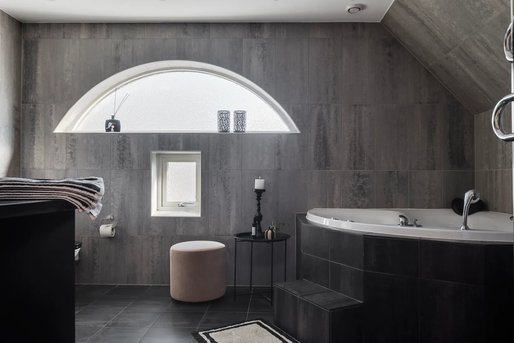 Villa, Hässlevägen 47B, Örebro