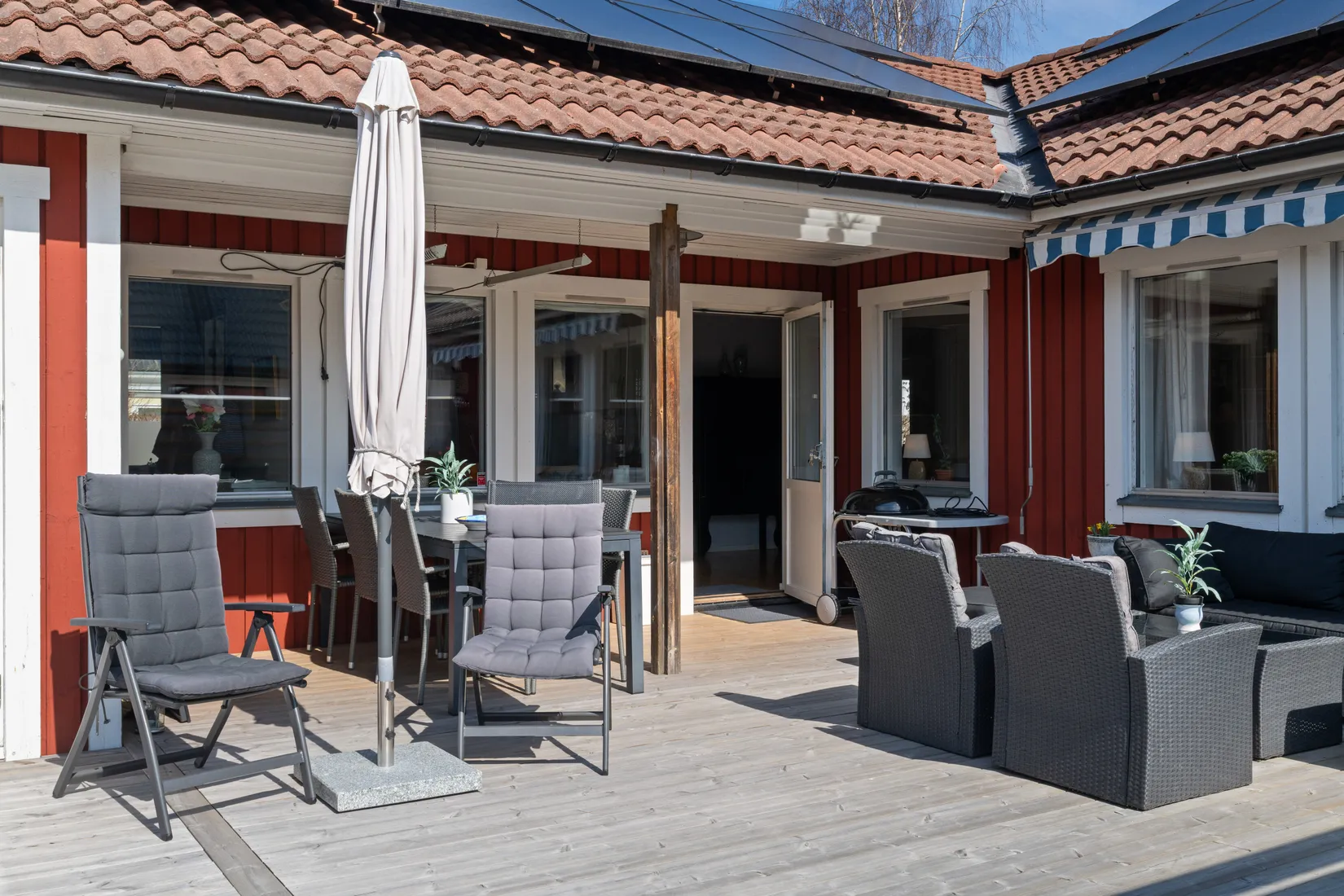 Villa, Travslingan 4, Visinge, Täby