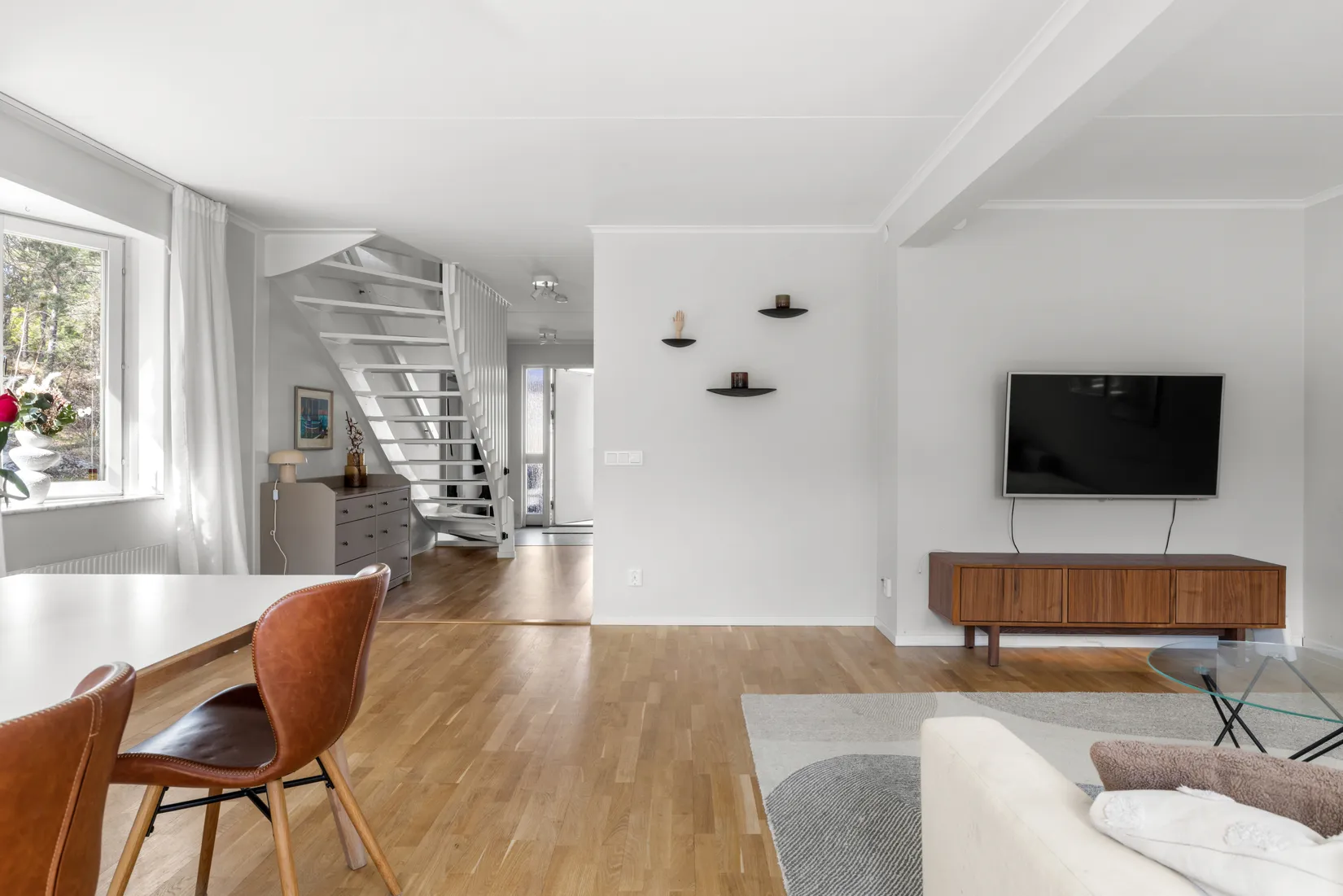 Villa, Radhus, Åbroddsgränd 81, Tyresö Centrum, Tyresö