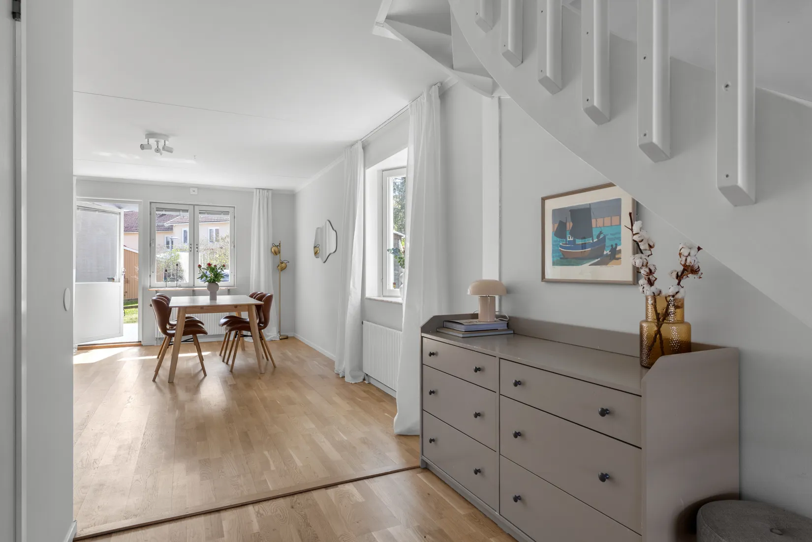 Villa, Radhus, Åbroddsgränd 81, Tyresö Centrum, Tyresö
