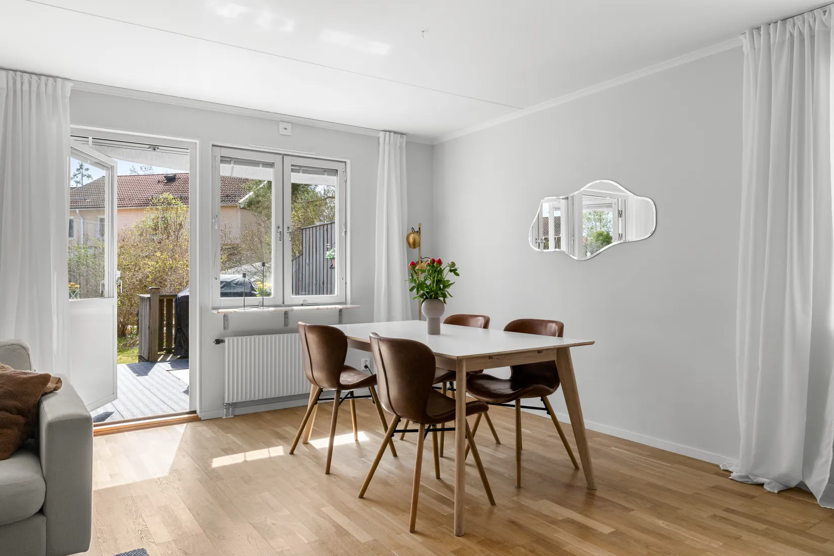 Villa, Radhus, Åbroddsgränd 81, Tyresö Centrum, Tyresö
