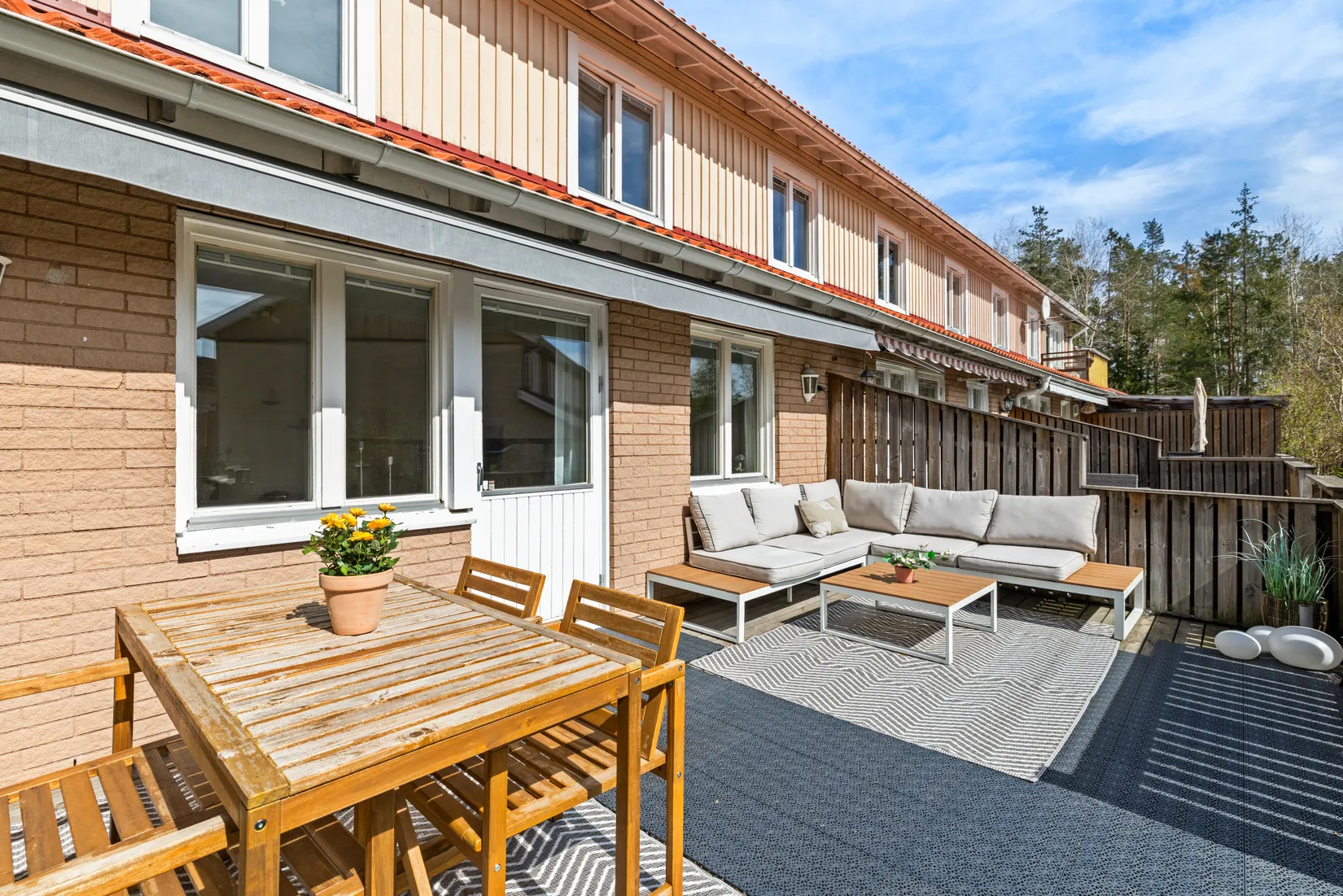 Villa, Radhus, Åbroddsgränd 81, Tyresö Centrum, Tyresö