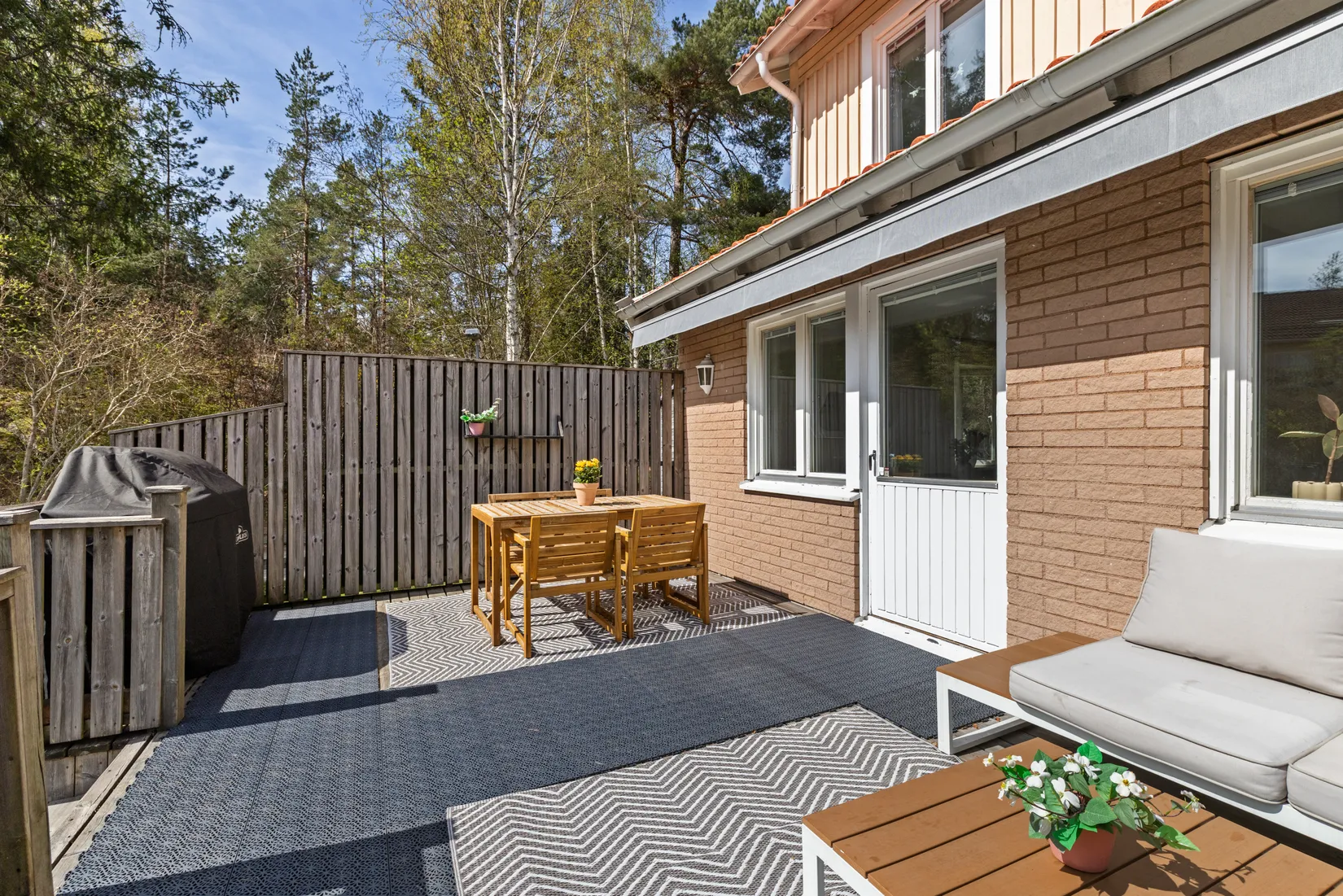 Villa, Radhus, Åbroddsgränd 81, Tyresö Centrum, Tyresö